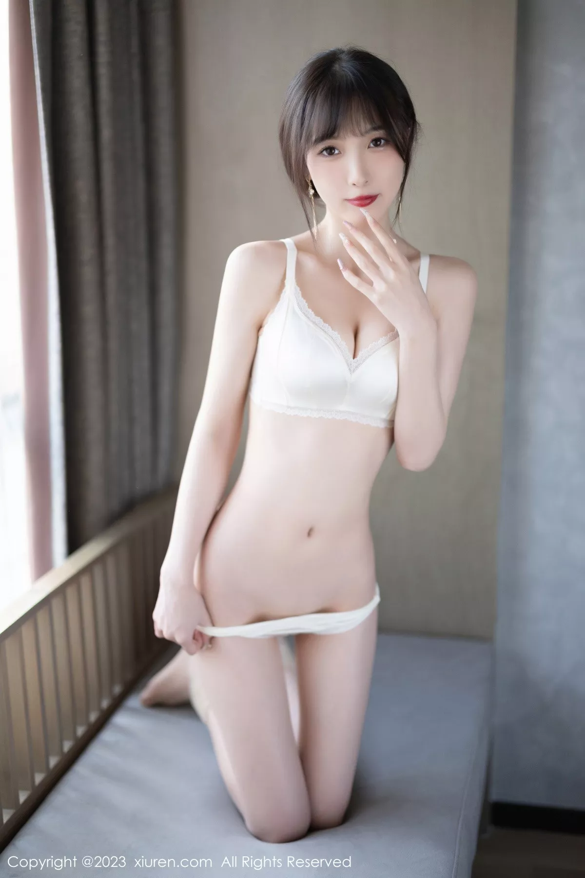 秀人集.com_[XiuRen秀人网]No.6236_模特林星阑脱咖啡色连衣裙露白色蕾丝内衣配开档肉丝诱惑写真90P