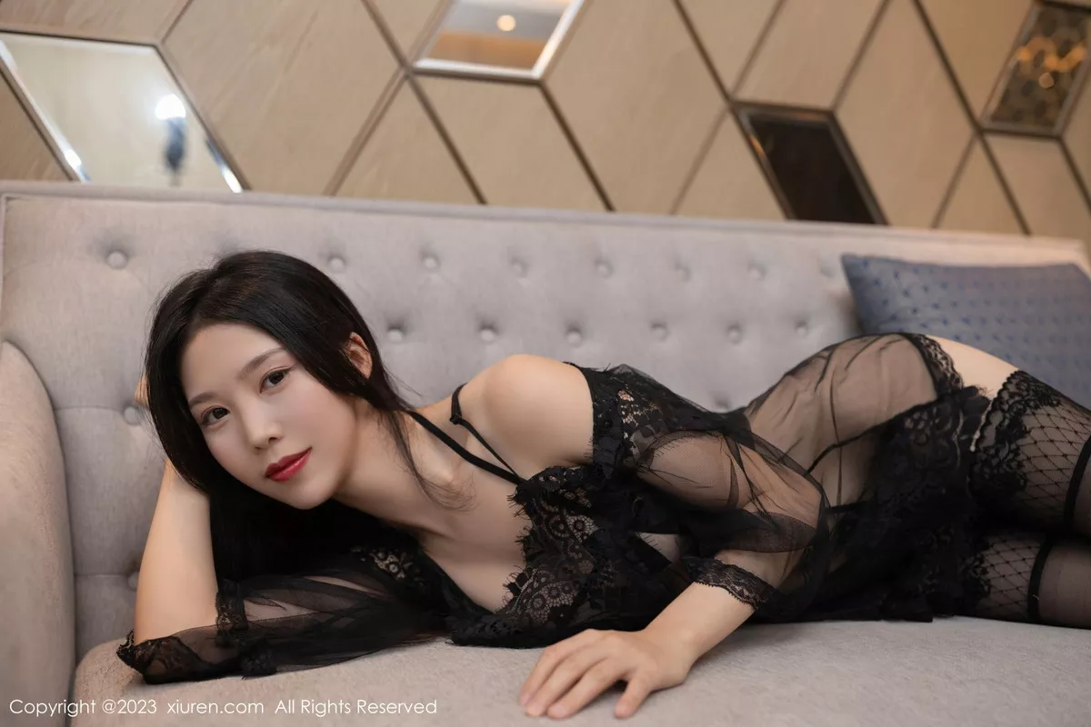 秀人集.com_[XiuRen秀人网]No.6235_模特利世私房性感黑色轻透情趣薄纱秀豪乳遮点极致诱惑写真77P