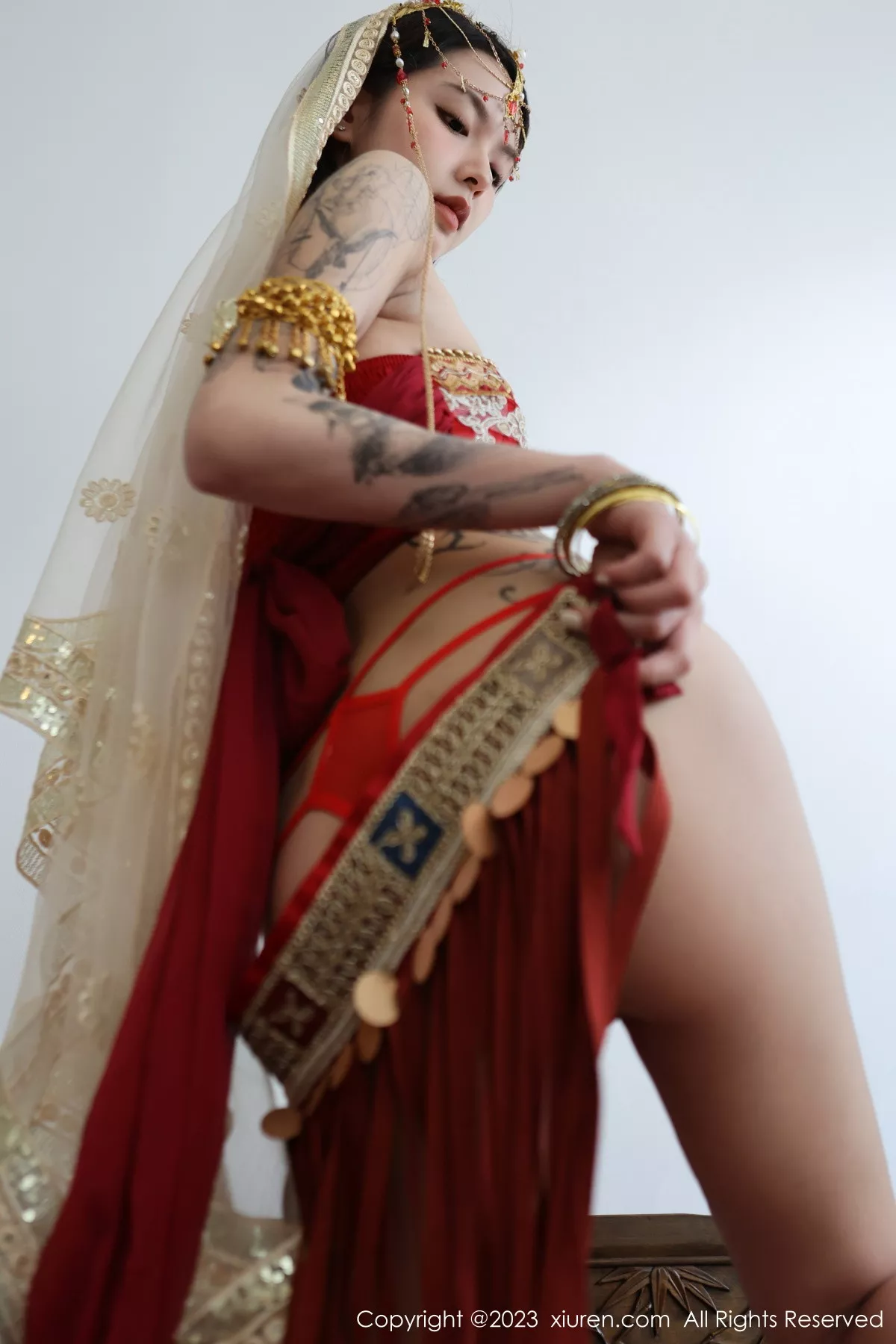 秀人集.com_[XiuRen秀人网]No.6240_模特乔一一性感异域风情舞女服饰秀曼妙身姿迷人气质诱惑写真76P