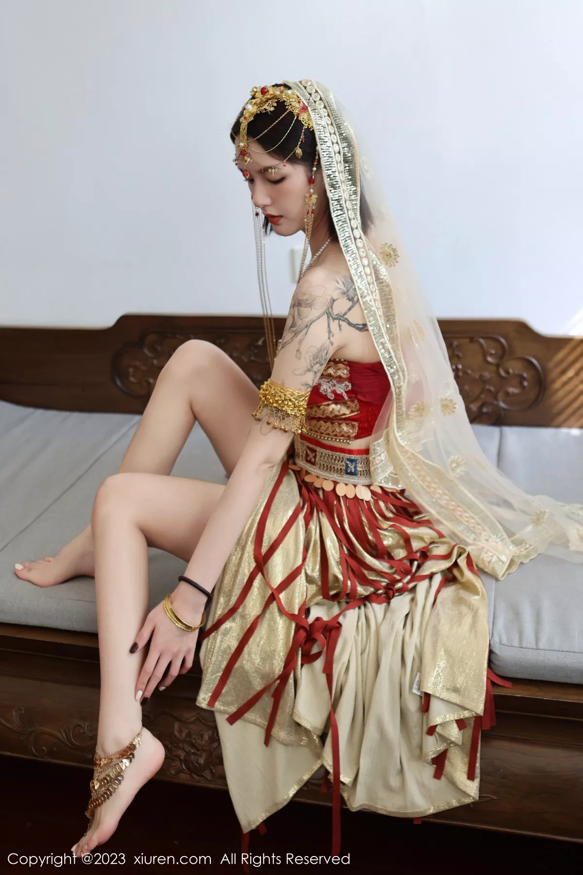 秀人集.com_[XiuRen秀人网]No.6240_模特乔一一性感异域风情舞女服饰秀曼妙身姿迷人气质诱惑写真76P