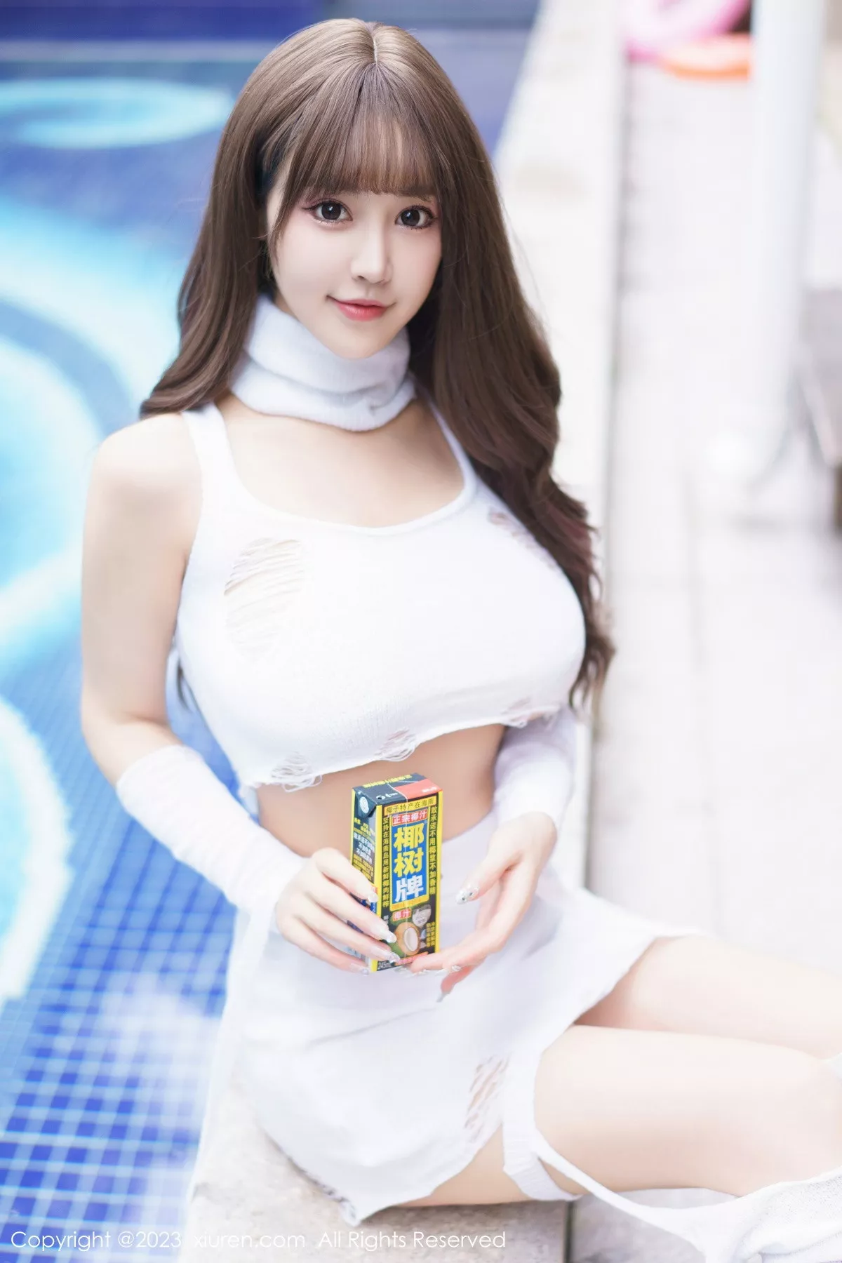 秀人集.com_[XiuRen秀人网]No.6261_女神朱可儿Flora白色短款上衣配短裙秀雪峰美臀丰满诱惑写真80P