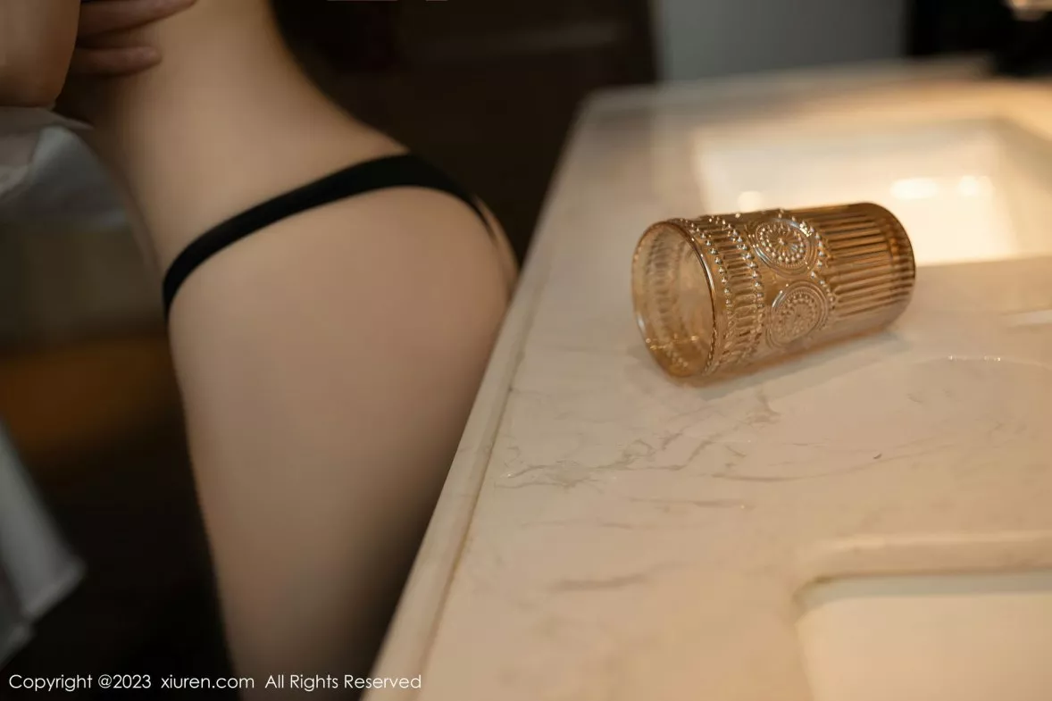 秀人集.com_[XiuRen秀人网]No.6172_模特鱼子酱Fish三亚旅拍红色蕾丝内衣+黑色内衣完美诱惑写真88P