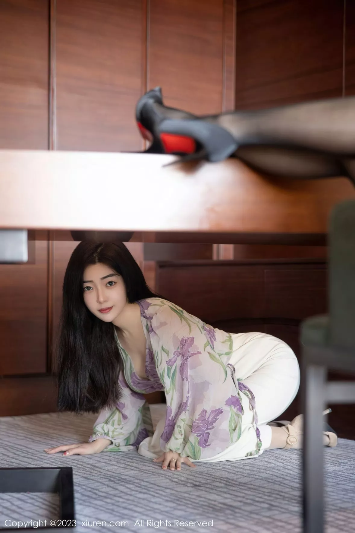 秀人集.com_[XiuRen秀人网]No.6279_新人模特星子柒kiki组合拍摄半脱露白色内衣配原色丝袜性感写真111P