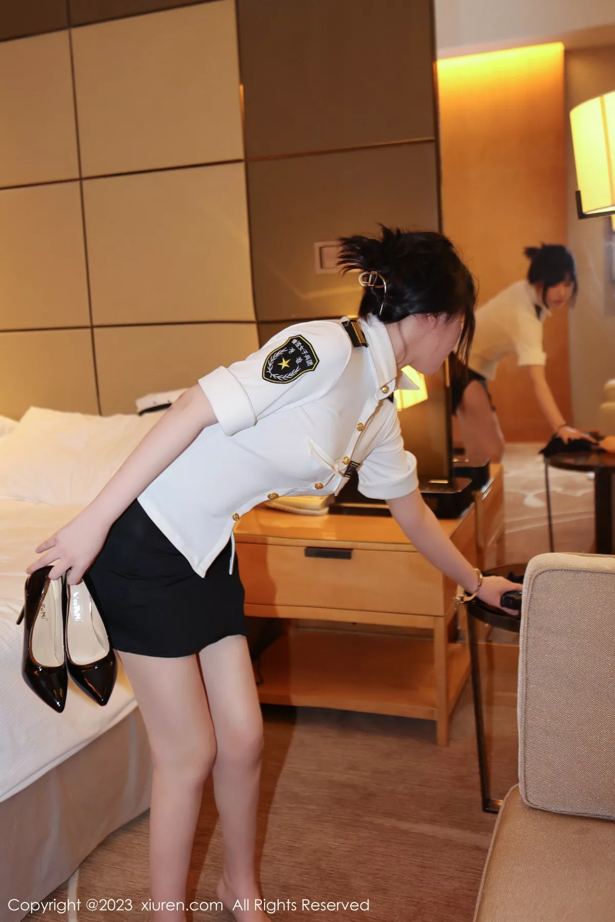 秀人集.com_[XiuRen秀人网]No.6328_模特桃桃子情趣警察制服露淡黄色蕾丝内衣秀曼妙身姿诱惑写真92P