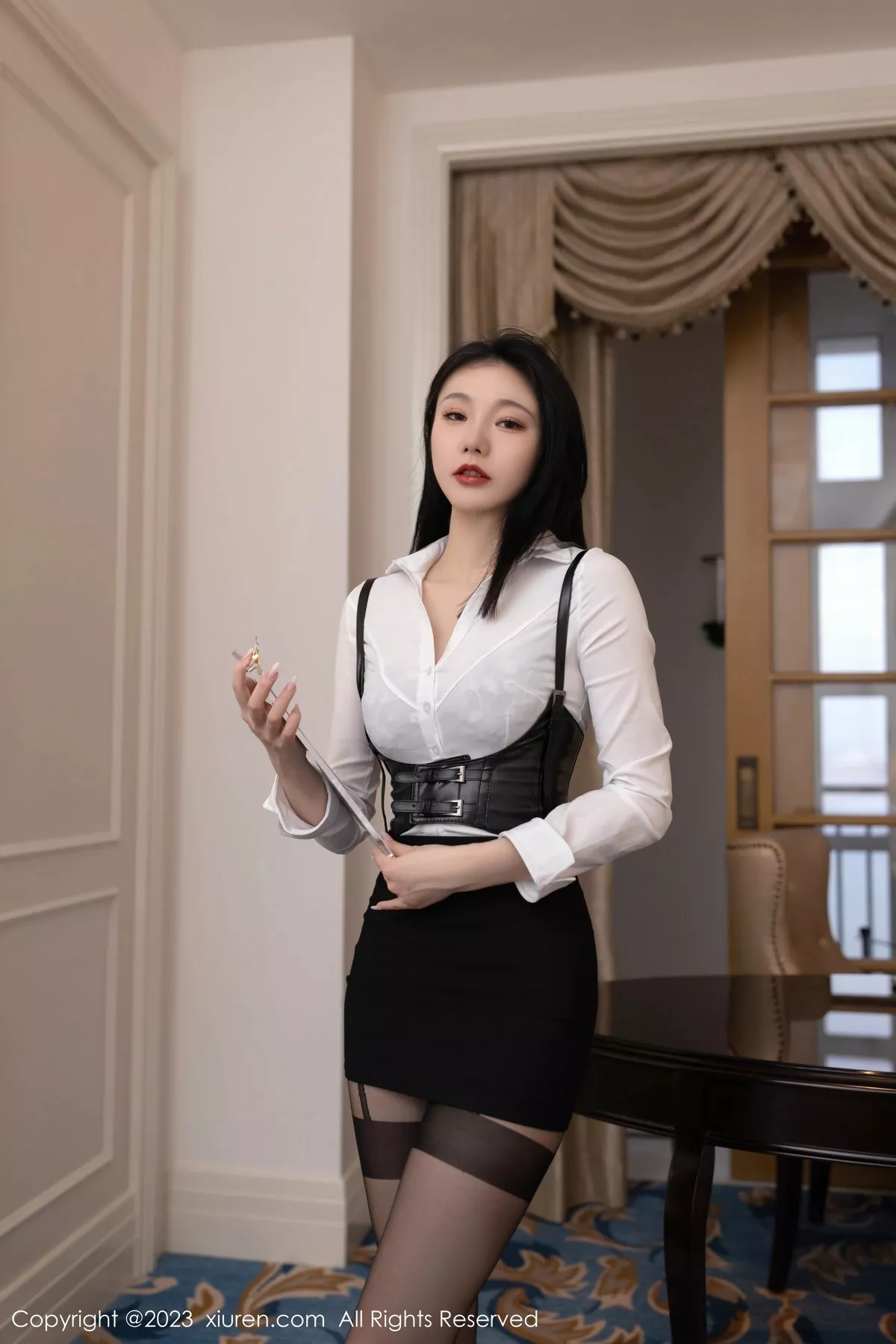 秀人集.com_[XiuRen秀人网]No.6336_模特安然anran秘书角色轻透黑色蕾丝内衣秀曼妙身姿诱惑写真80P