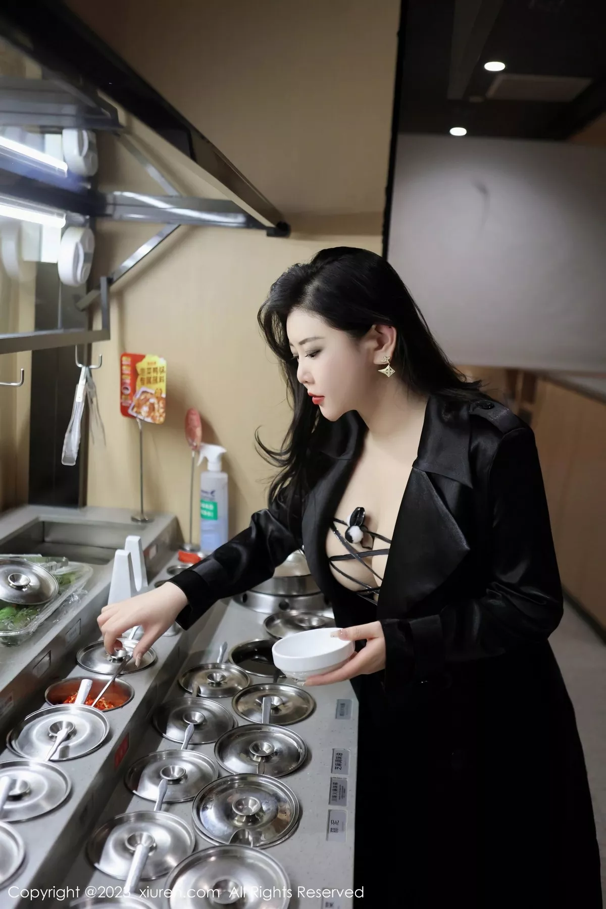 秀人集.com_[XiuRen秀人网]No.6333_模特王婉悠Queen性感黑色轻透薄纱情趣服秀丰满身材诱惑写真104P