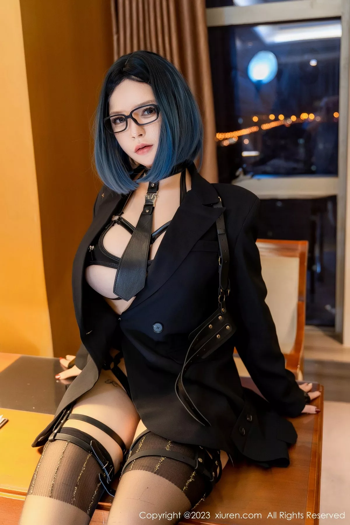 秀人集.com_[XiuRen秀人网]No.6340_大美妞伊丽莎有点白性感黑色带子情趣服饰秀惹火身材诱惑写真62P