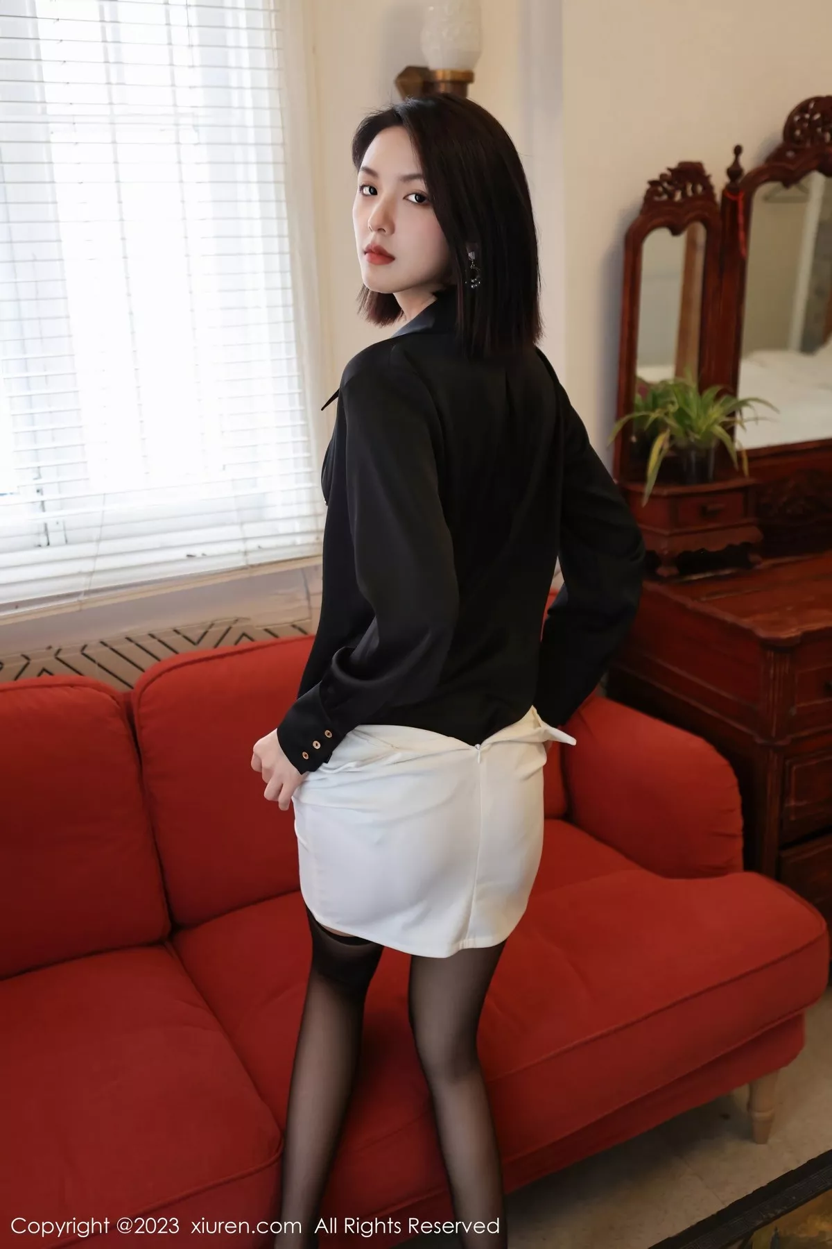 秀人集.com_[XiuRen秀人网]No.6356_模特乔一一私房半脱露性感红色蕾丝内衣配黑丝吊袜完美诱惑写真89P