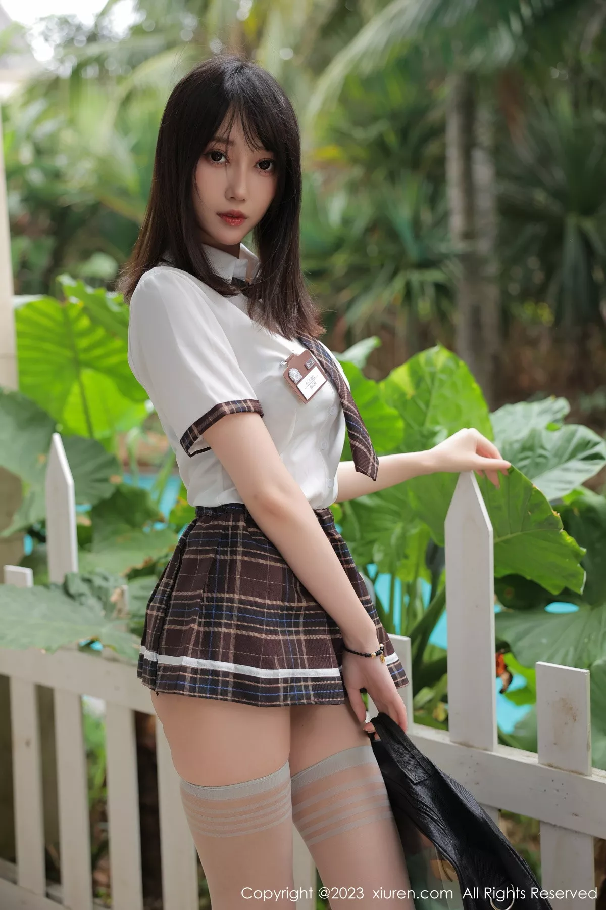 秀人集.com_[XiuRen秀人网]No.6292_模特玥儿玥er性感学妹制服半脱露豹纹内衣秀完美身材诱惑写真67P