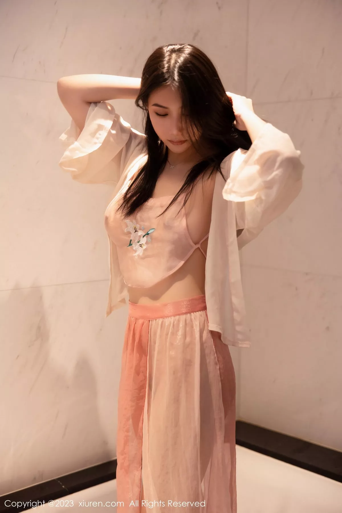 秀人集.com_[XiuRen秀人网]No.6369_新人模特李佳芮cherie性感粉色薄透古装服饰秀惹火身材诱惑写真91P