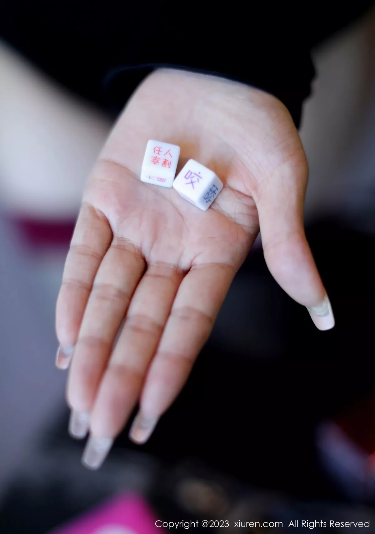 秀人集.com_[XiuRen秀人网]No.6380_模特司柠性感黑色轻透高开叉服饰配黑丝袜秀曼妙身姿诱惑写真79P