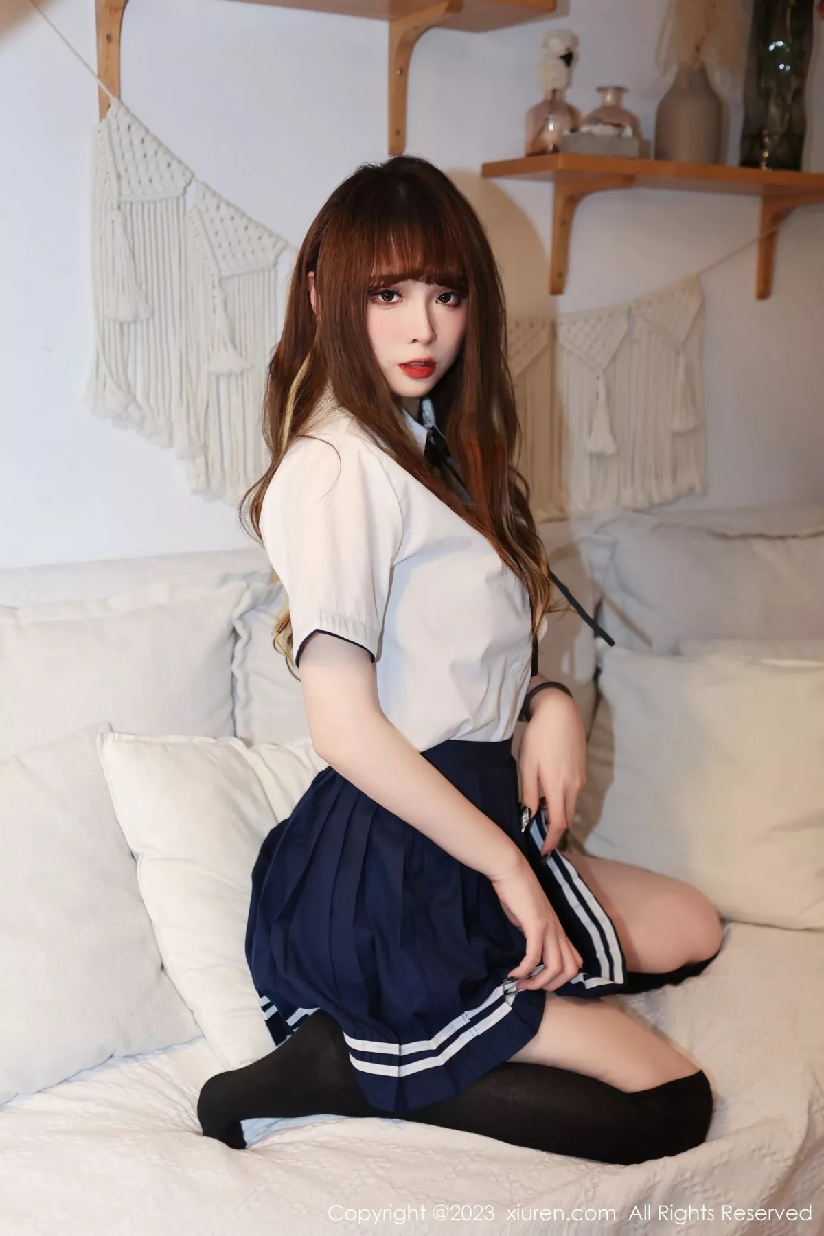 秀人集.com_[XiuRen秀人网]No.6381_模特白小喵性感学妹制服白色上衣配蓝短裙秀完美身材诱惑写真89P