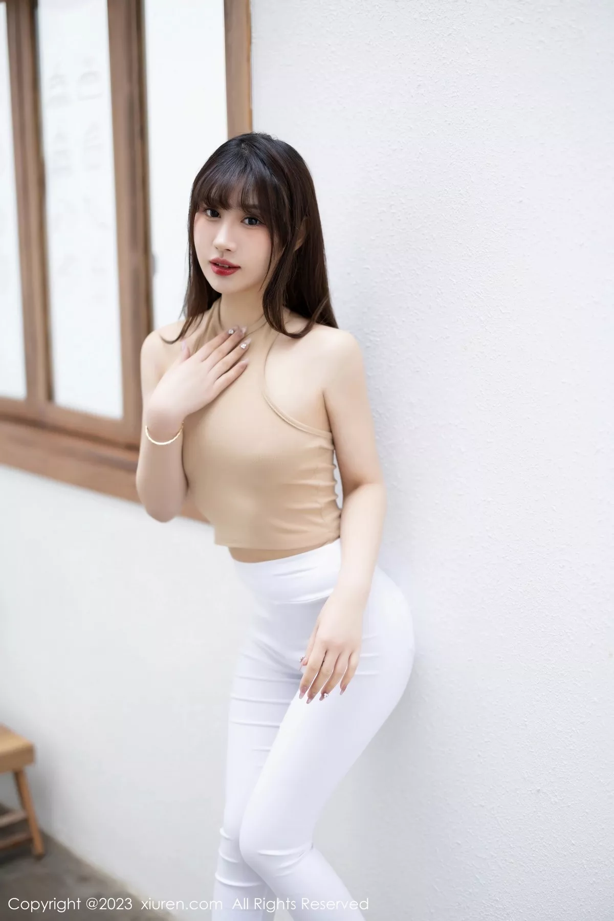 秀人集.com_[XiuRen秀人网]No.6388_模特张欣欣海南岛旅拍脱白色长裤露超薄无内肉丝撩人诱惑写真80P