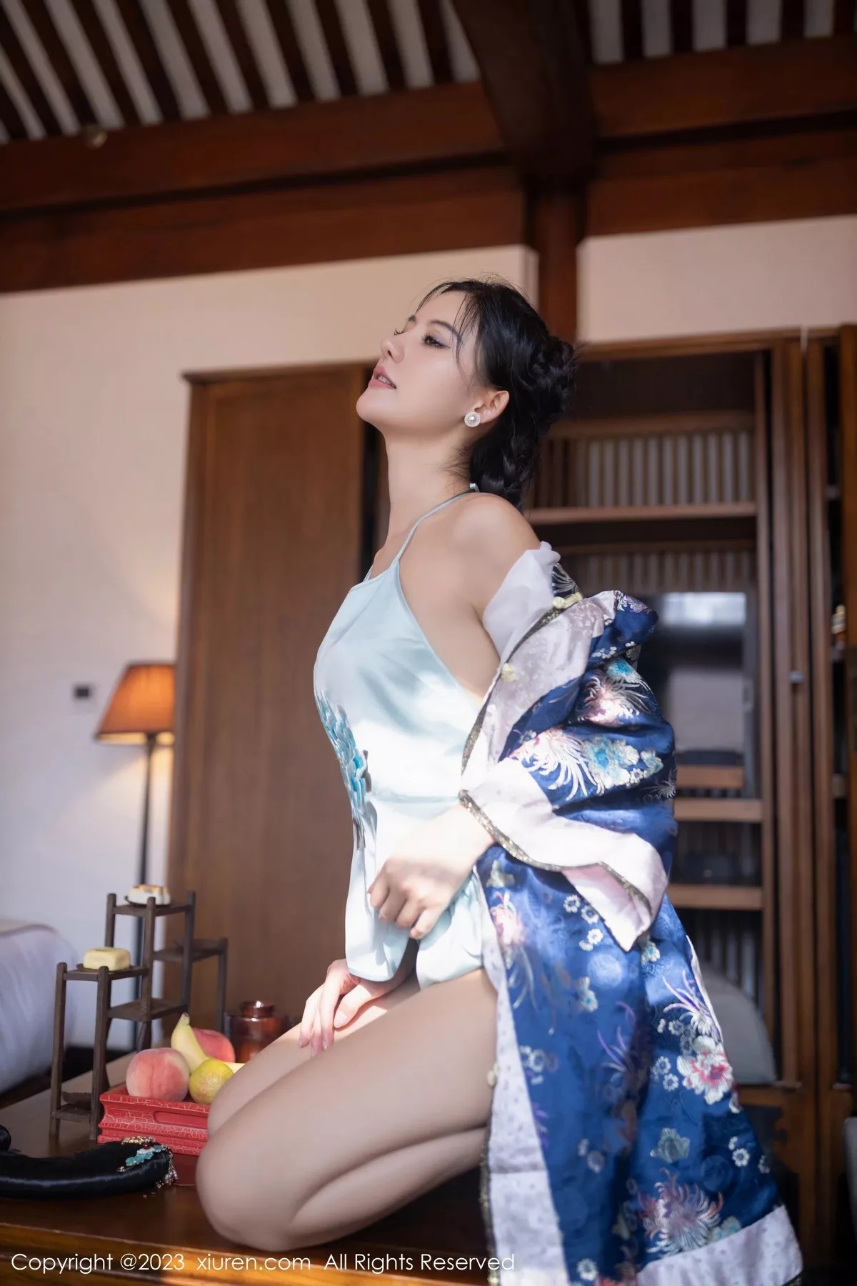 秀人集.com_[XiuRen秀人网]No.6398_模特就是阿朱啊脱宫廷古装露蓝色睡衣秀曼妙绝美身姿诱惑写真86P