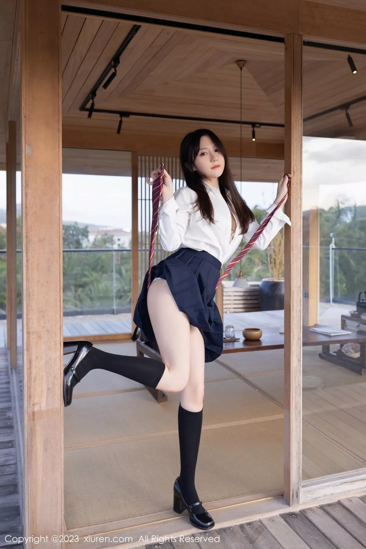 秀人集.com_[XiuRen秀人网]No.6400_模特鱼子酱Fish性感学妹装扮白T配深蓝短裙秀曼妙身姿诱惑写真82P