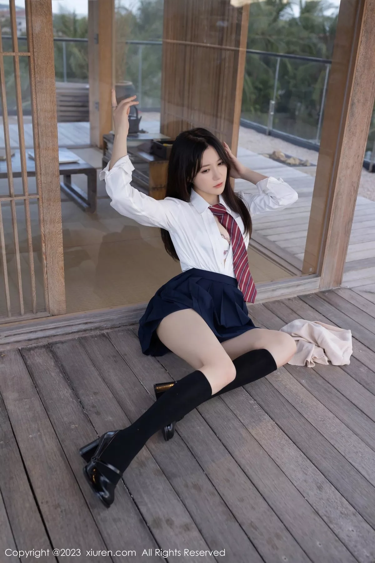 秀人集.com_[XiuRen秀人网]No.6400_模特鱼子酱Fish性感学妹装扮白T配深蓝短裙秀曼妙身姿诱惑写真82P