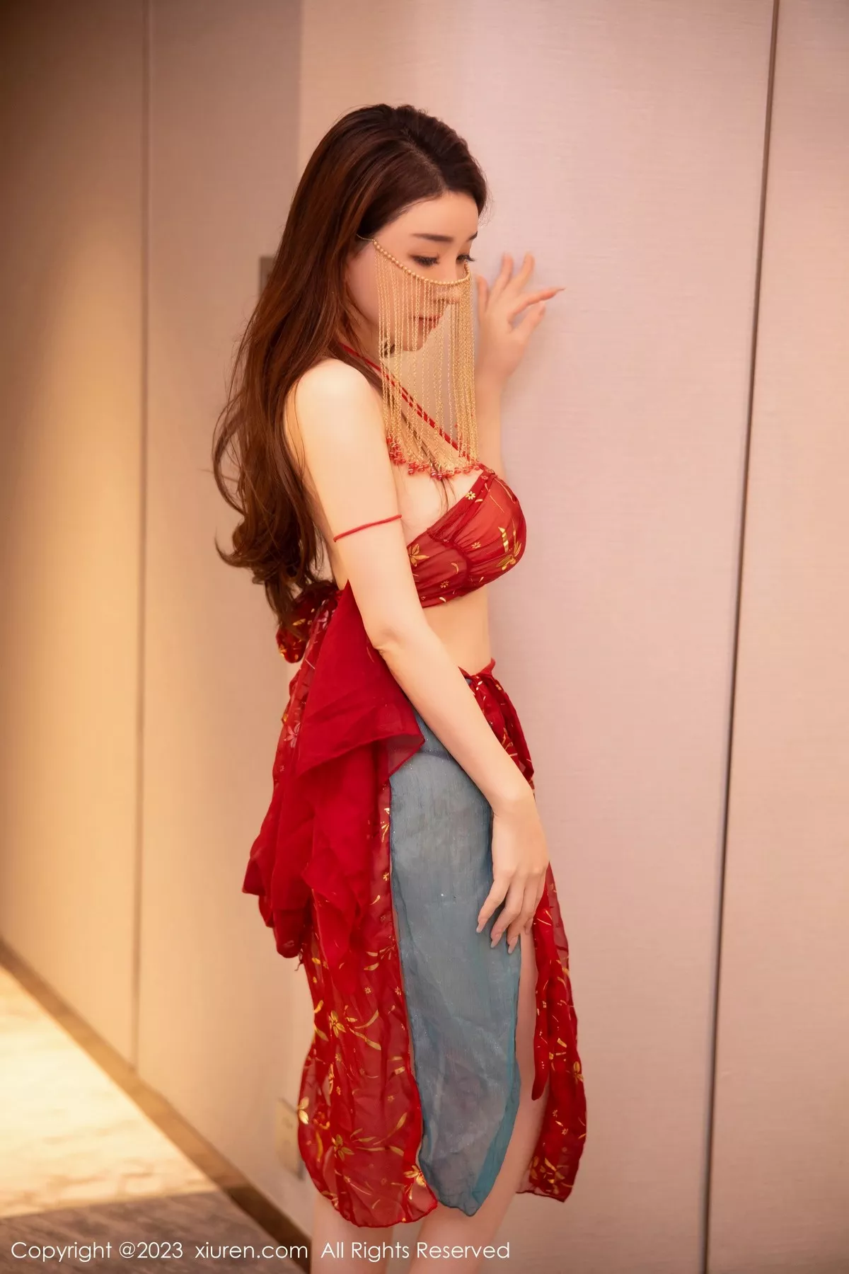 秀人集.com_[XiuRen秀人网]No.6412_模特雨儿1494性感红色古装薄纱服配丁字裤秀惹火身材诱惑写真63P
