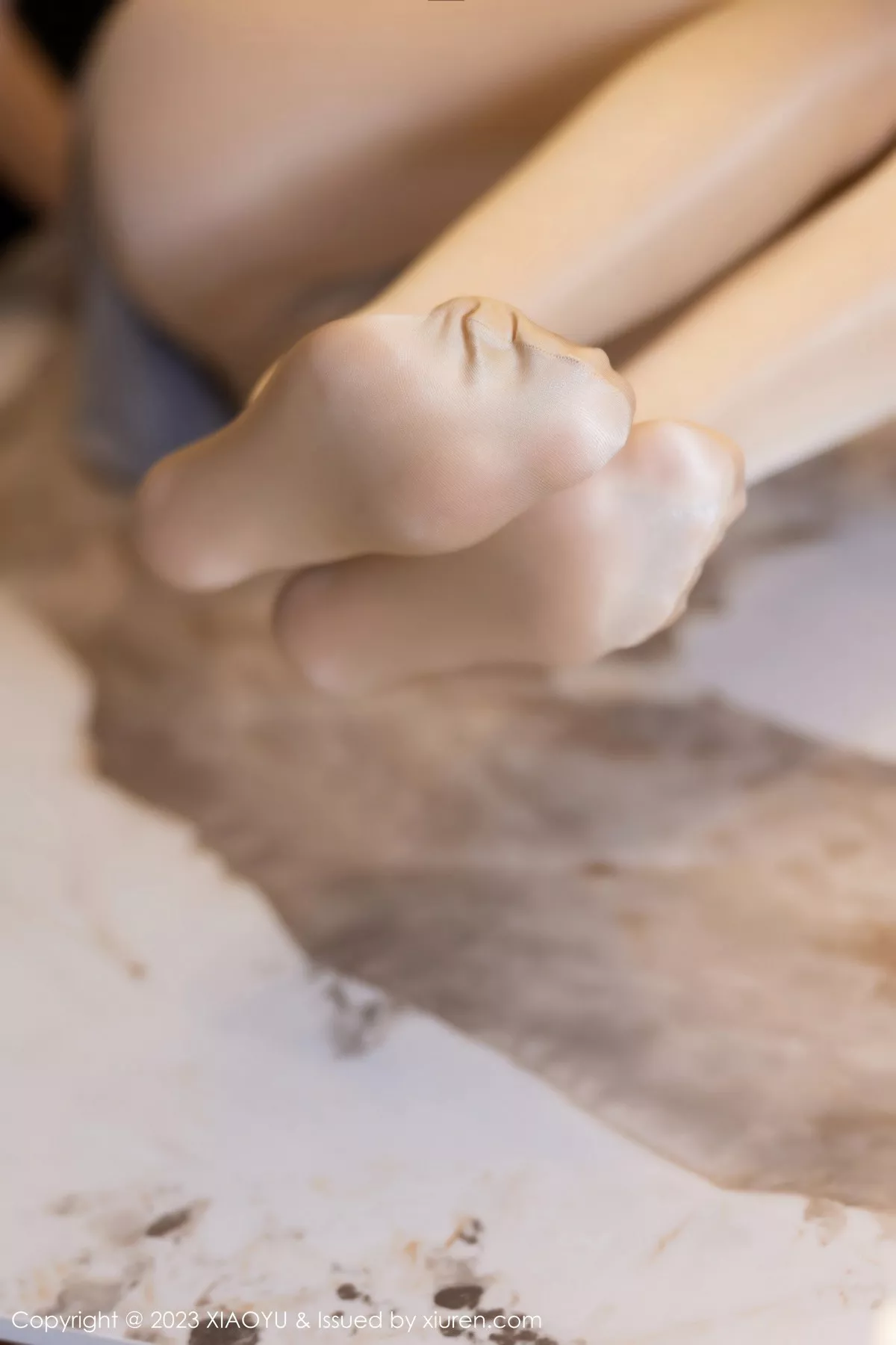 秀人集.com_[XiaoYu画语界]Vol.986_模特林星阑性感灰色吊带裙配超薄无内肉丝秀曼妙身姿诱惑写真83P