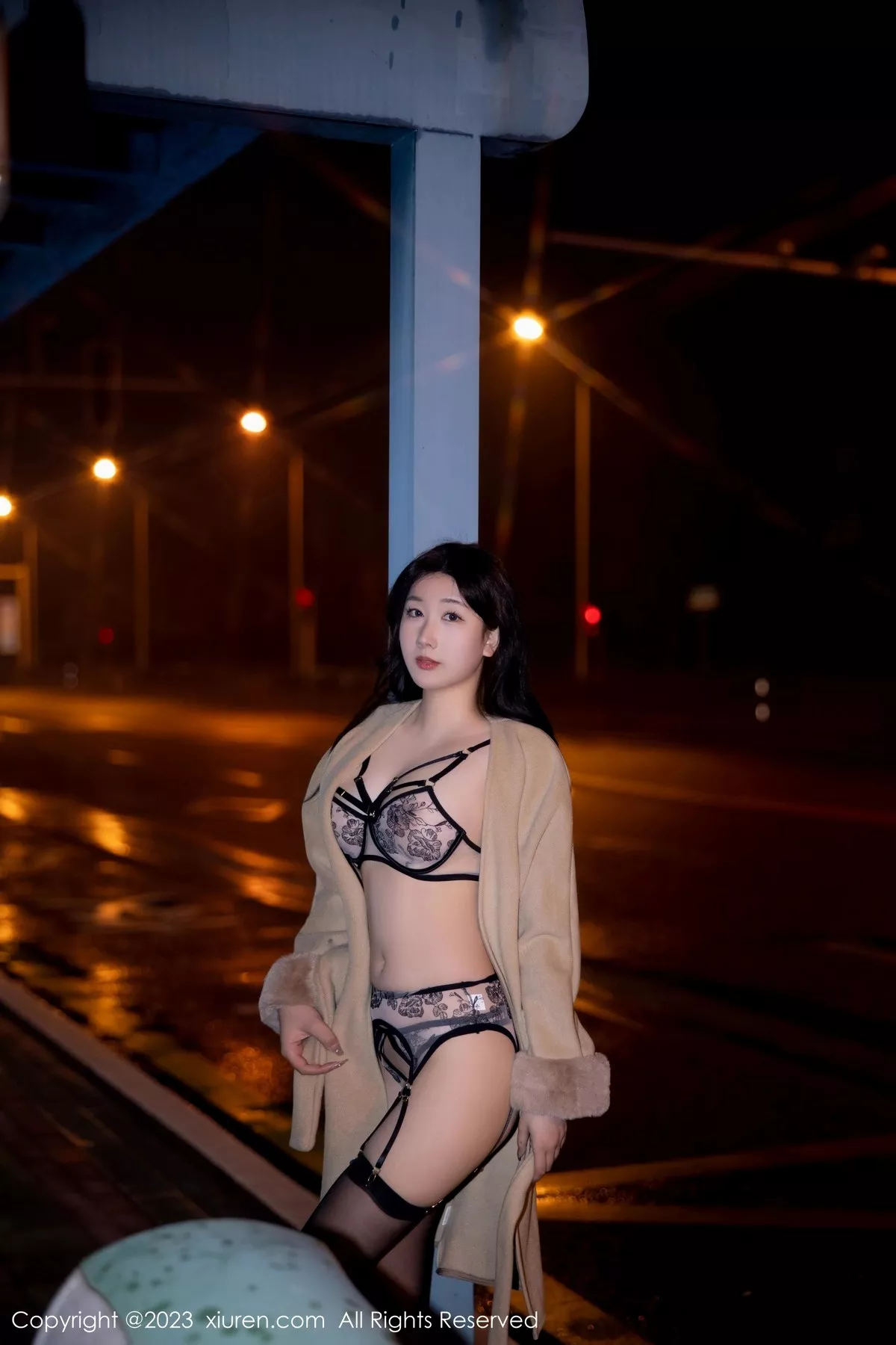 秀人集.com_[XiuRen秀人网]No.6424_模特江真真脱外套露性感蕾丝内衣配黑丝吊袜秀完美身材诱惑写真66P