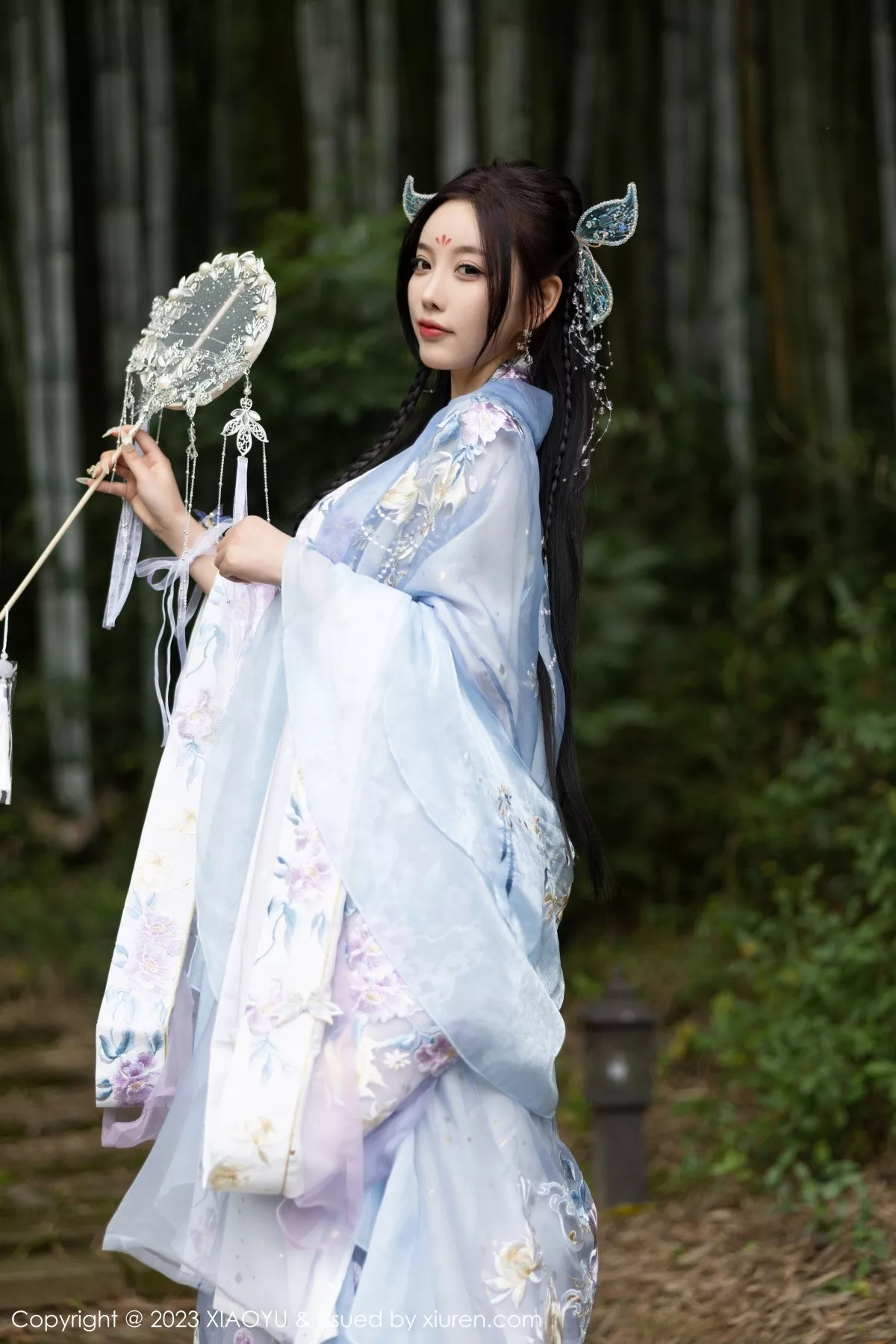 秀人集.com_[XiaoYu画语界]Vol.970_女神杨晨晨Yome脱淡蓝紫色古装服露白色蕾丝内衣完美诱惑写真91P