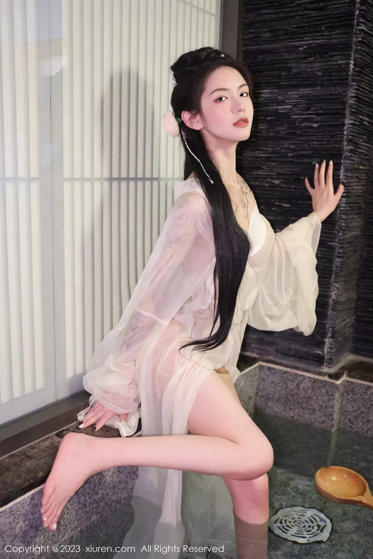 秀人集.com_[XiuRen秀人网]No.6430_模特乔一一温泉浴池白纱轻透古装服饰秀惹火身材极致诱惑写真82P