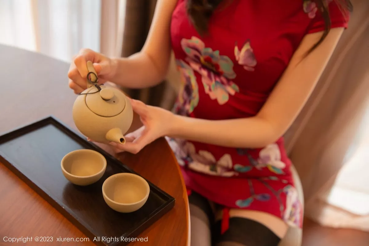 秀人集.com_[XiuRen秀人网]No.6433_模特是小逗逗私房半脱露性感红色蕾丝内衣情趣捆绑撩人诱惑写真81P