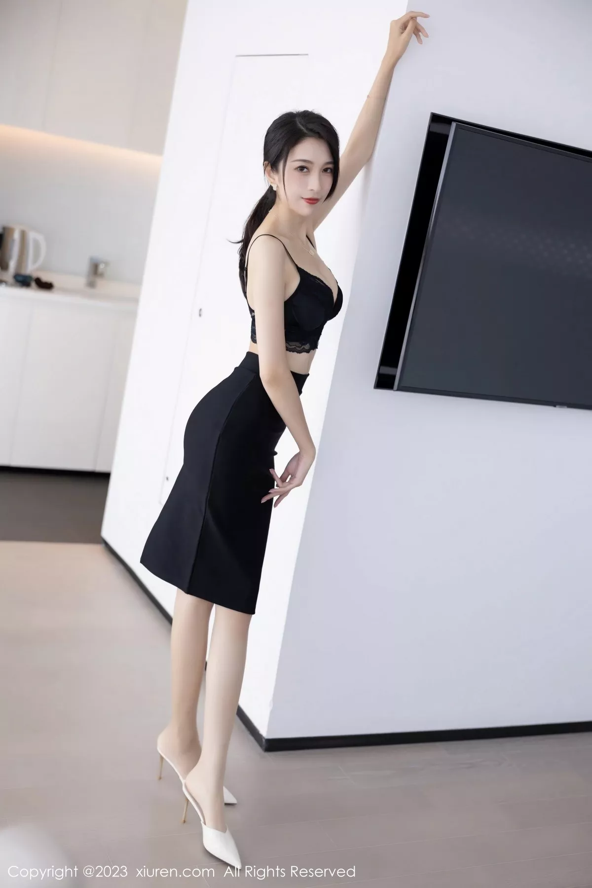 秀人集.com_[XiuRen秀人网]No.6439_模特林乐一性感白色上衣配黑短裙露黑色蕾丝内衣妩媚诱惑写真86P
