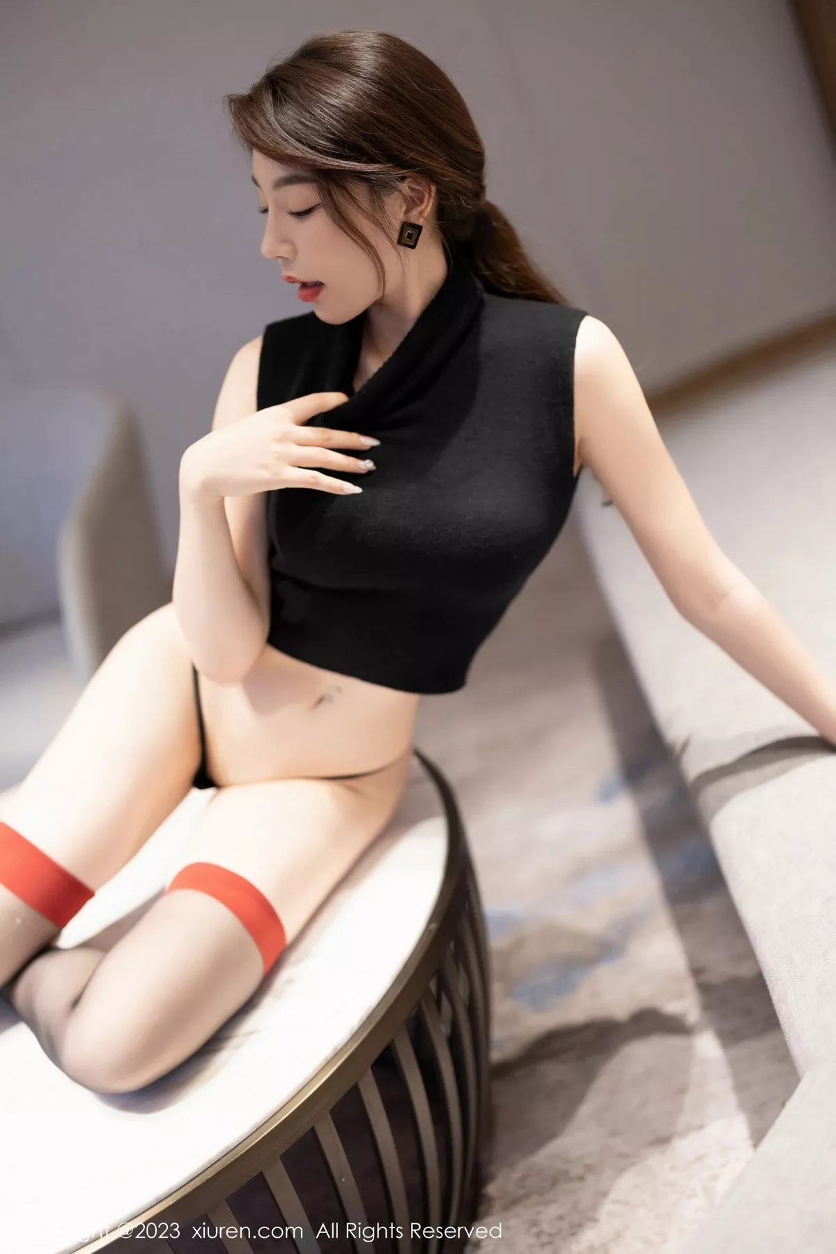 秀人集.com_[XiuRen秀人网]No.6480_女神徐莉芝Booty性感黑色开胸服配超薄黑丝秀曼妙身姿诱惑写真95P