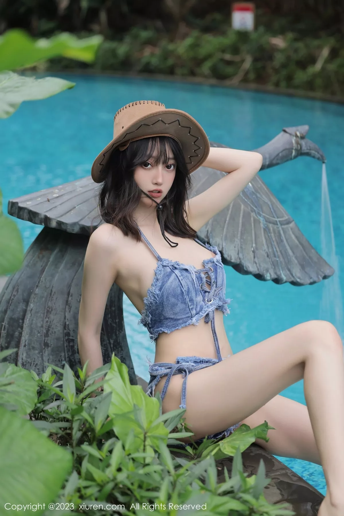 秀人集.com_[XiuRen秀人网]No.6504_模特玥儿玥er泳池边性感牛仔比基尼秀曼妙身姿迷人诱惑写真71P