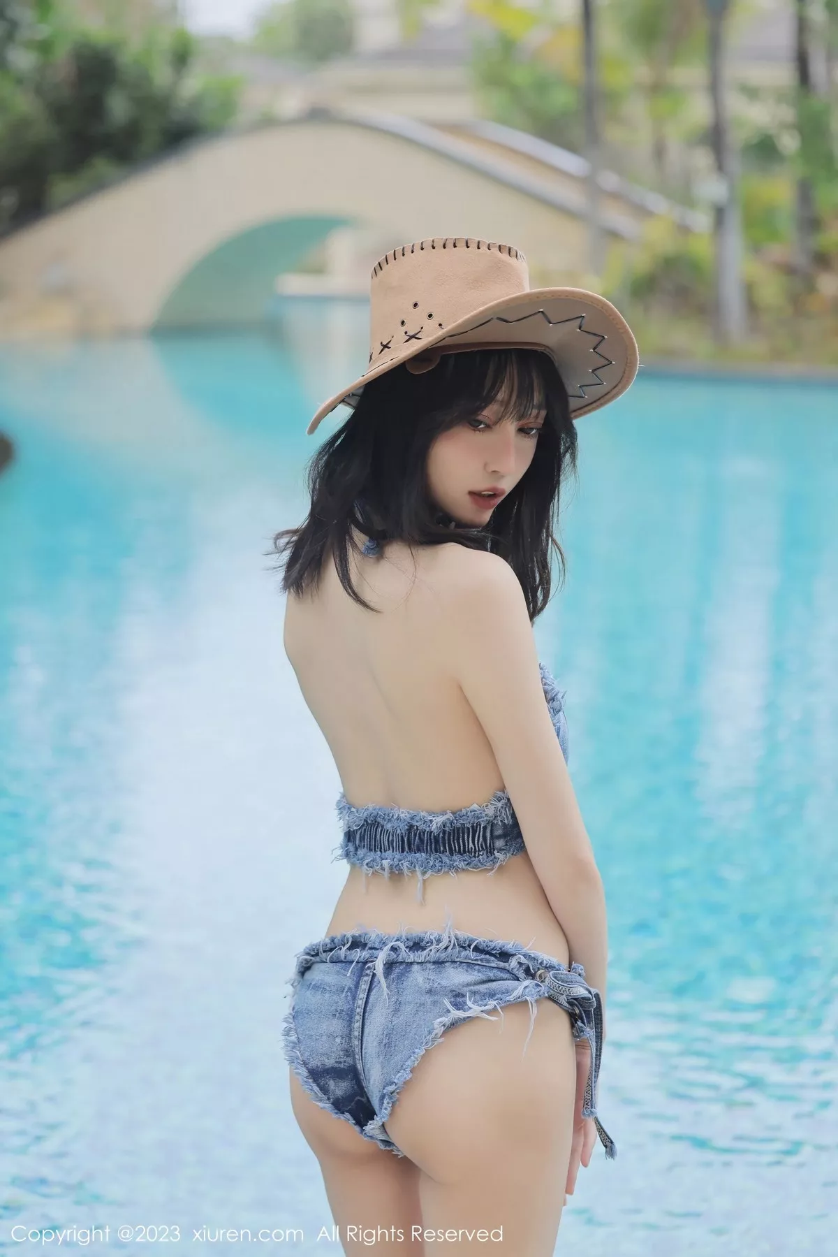 秀人集.com_[XiuRen秀人网]No.6504_模特玥儿玥er泳池边性感牛仔比基尼秀曼妙身姿迷人诱惑写真71P