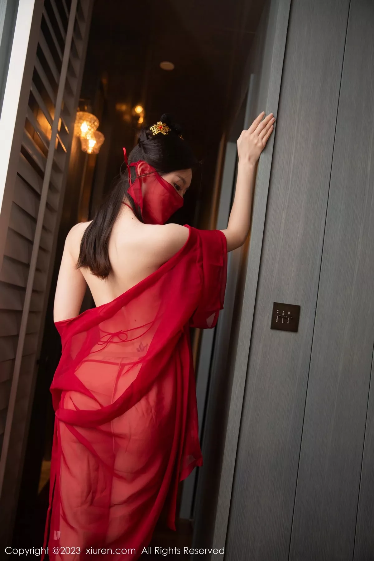 秀人集.com_[XiuRen秀人网]No.6509_模特是小逗逗性感红色古装服饰配超薄肉丝秀曼妙身姿诱惑写真75P