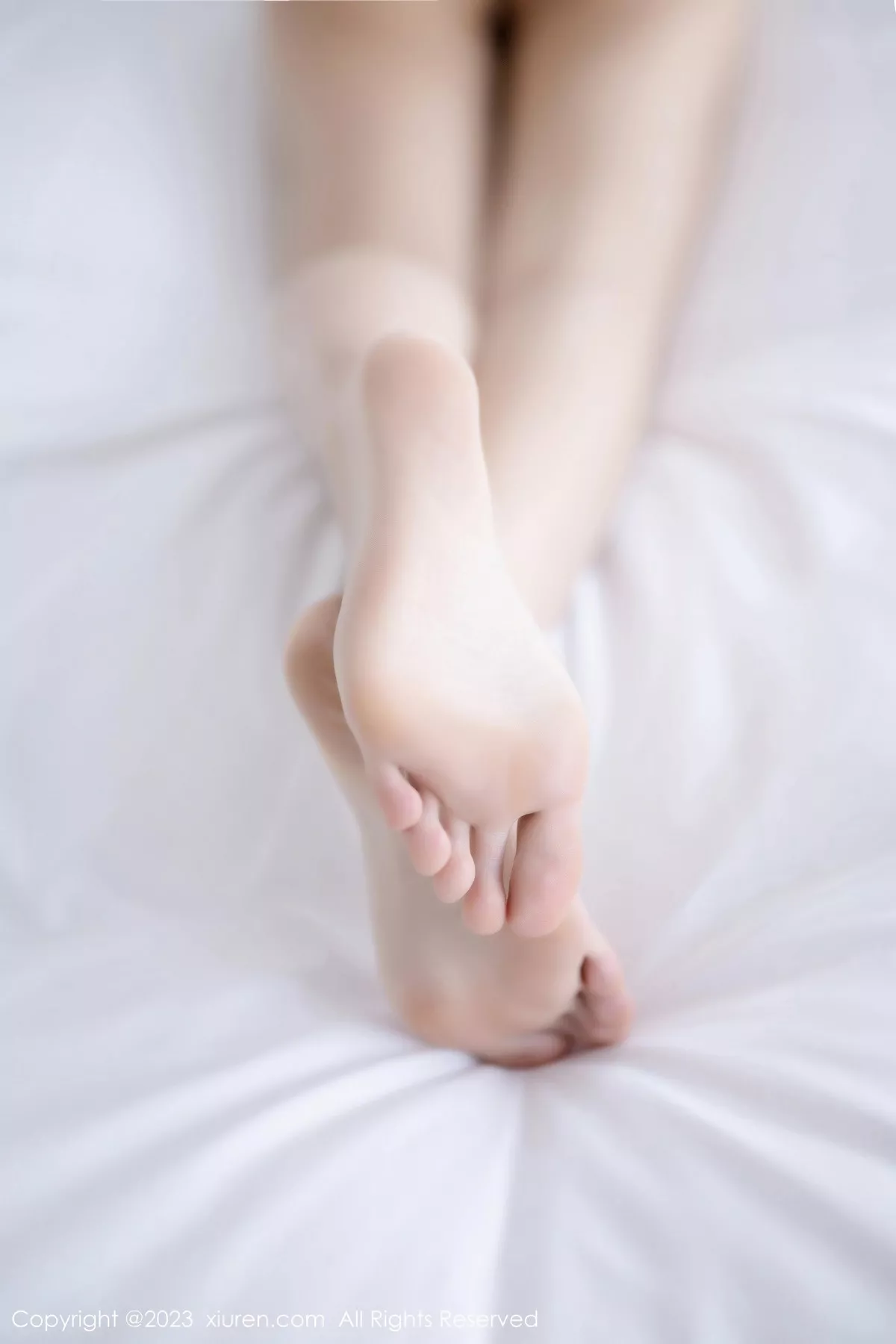 秀人集.com_[XiuRen秀人网]No.6523_模特妙可可Cheese红色吊带露黑色情趣内衣配超薄黑丝诱惑写真81P