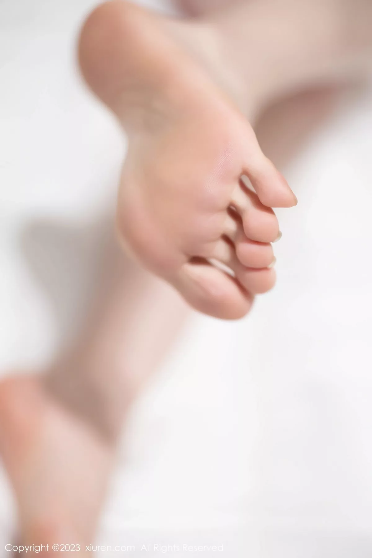 秀人集.com_[XiuRen秀人网]No.6540_女神徐莉芝Booty海南岛旅拍性感红色比基尼秀曼妙身姿诱惑写真80P