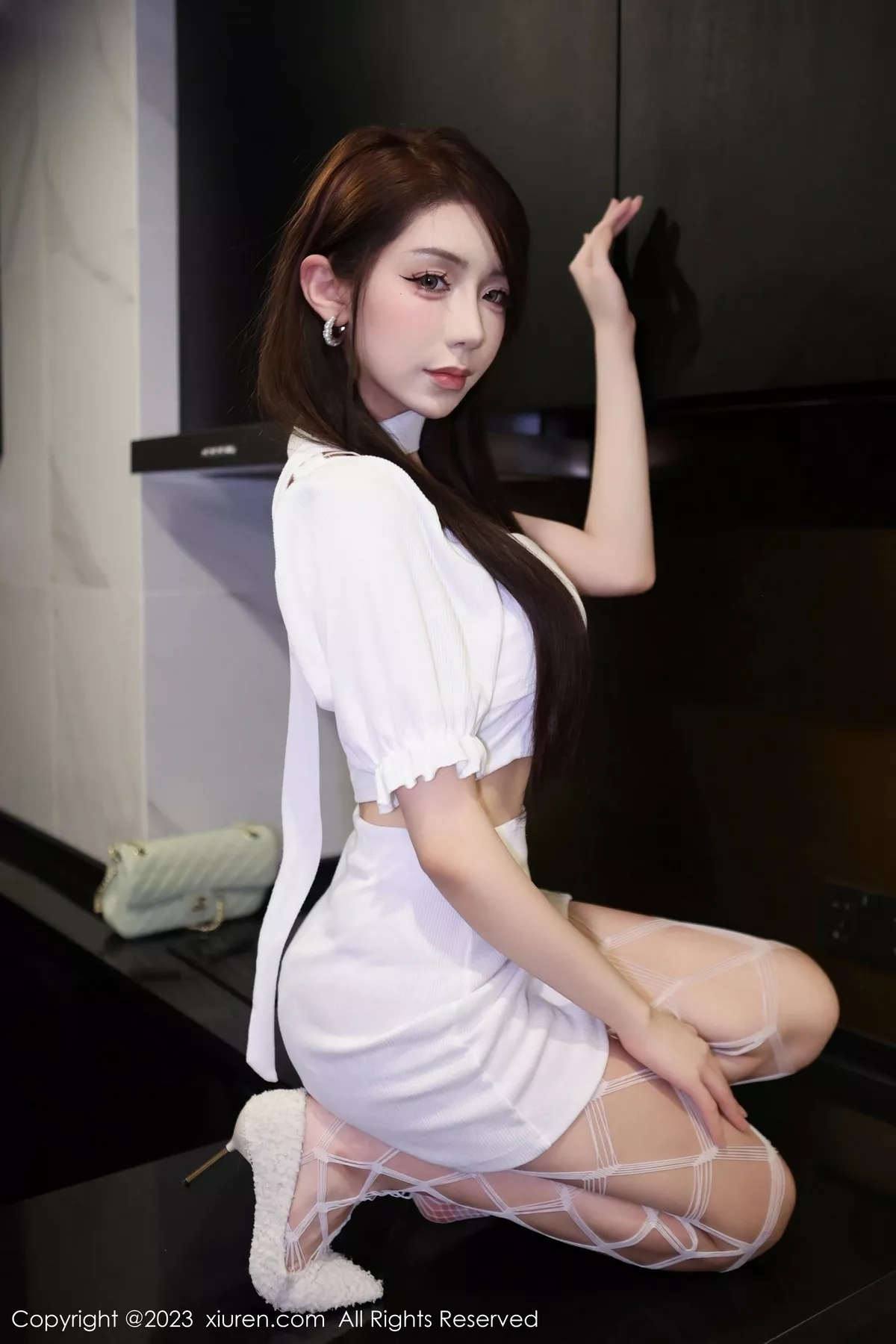 秀人集.com_[XiuRen秀人网]No.6555_模特金幼汐Vivian私房半脱露性感白色蕾丝轻透内衣惹火诱惑写真81P