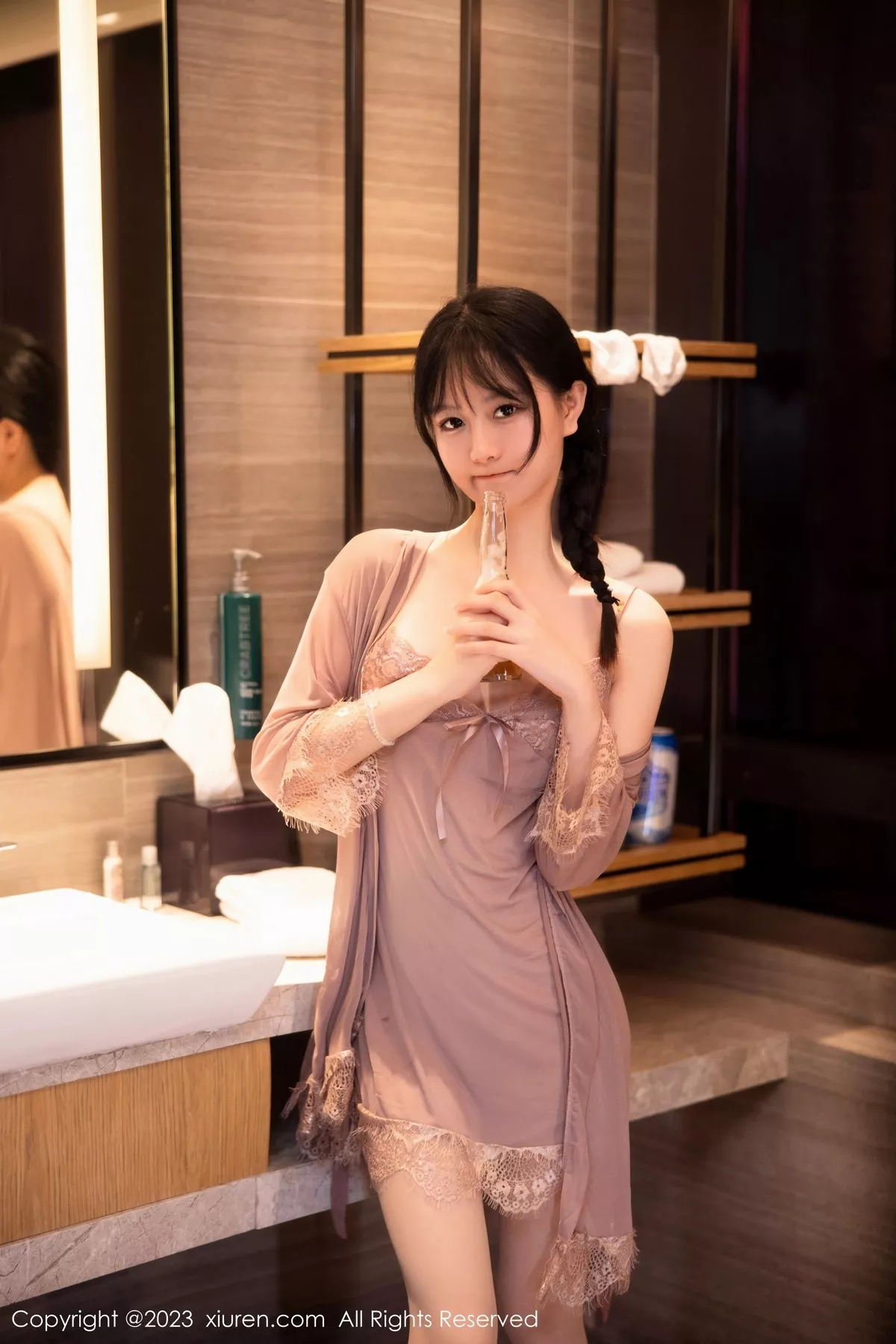 秀人集.com_[XiuRen秀人网]No.6558_模特谢小蒽私房浴室红灰色轻透薄纱睡裙配超薄肉丝湿身诱惑写真79P
