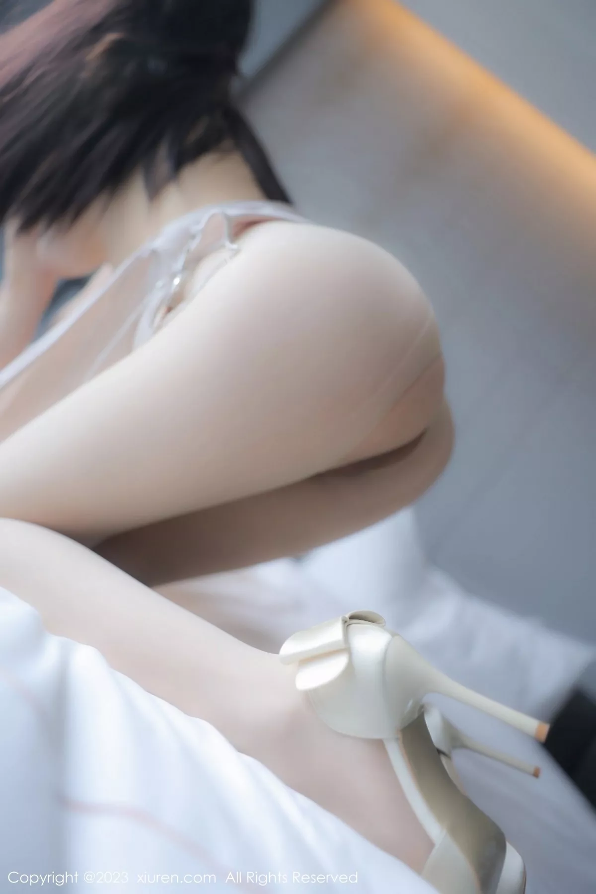 秀人集.com_[XiuRen秀人网]No.6560_模特米亚Mia吊带连身短裙配原色丝袜半脱秀惹火身材诱惑写真90P