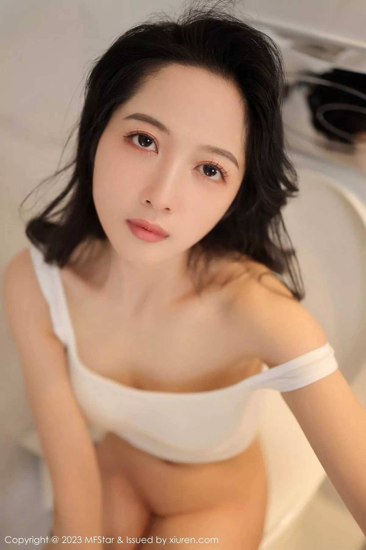 秀人集.com_[MFStar模范学院]Vol.608_模特茜茜Kimi浴室场景性感白色服饰秀完美身材迷人诱惑写真73P