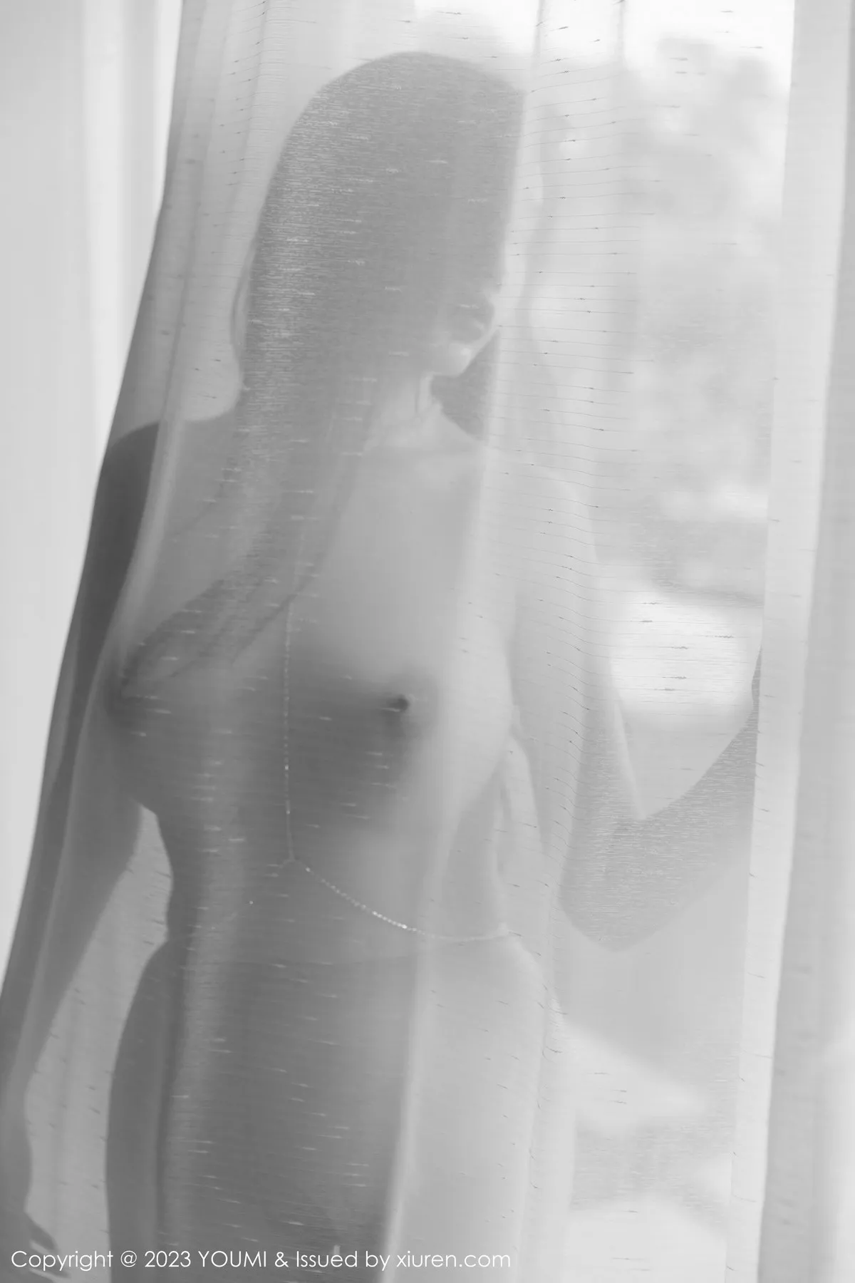 秀人集.com_[YouMi尤蜜荟]Vol.926_女神Carol周妍希暗红色轻透薄纱吊带裙秀丰满身材惹火诱惑写真95P