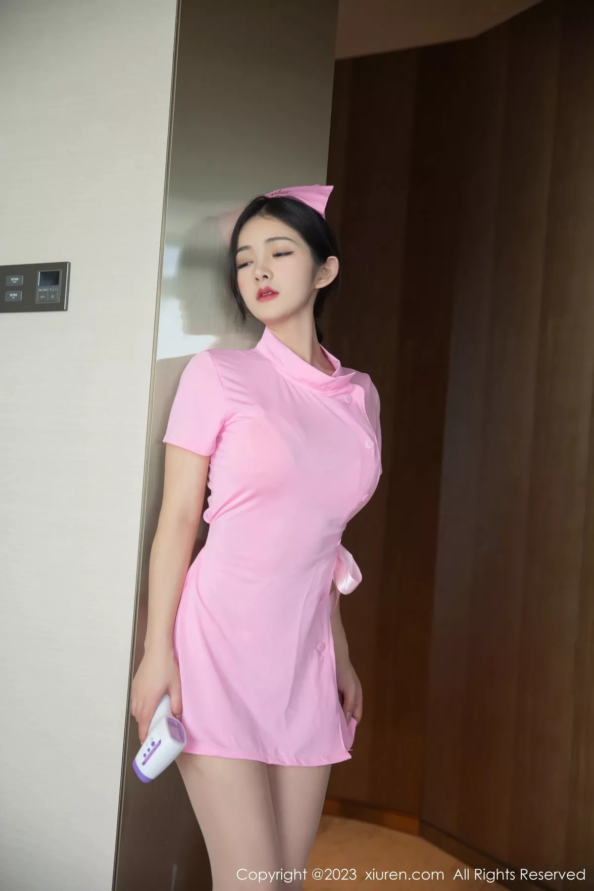 秀人集.com_[XiuRen秀人网]No.6590_模特谭小灵性感粉色情趣护士服露蕾丝内衣秀惹火身材诱惑写真78P