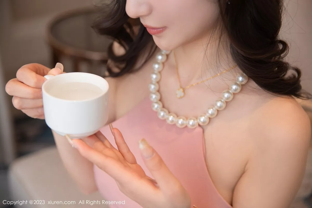 秀人集.com_[XiuRen秀人网]No.6454_模特熊小诺三亚旅拍性感粉色连衣长裙秀曼妙身姿迷人诱惑写真91P