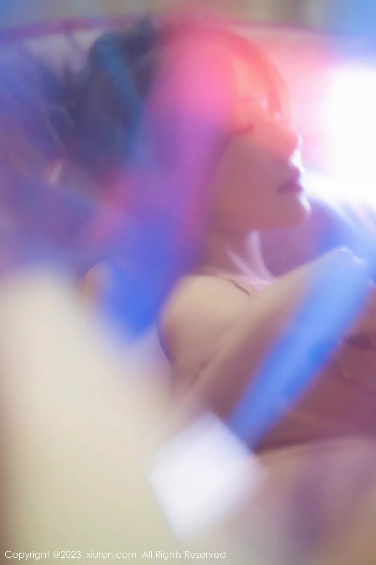 秀人集.com_[XiuRen秀人网]No.6458_模特婠婠么浴室场景性感暖色吊带服饰秀绝美身材迷人诱惑写真55P