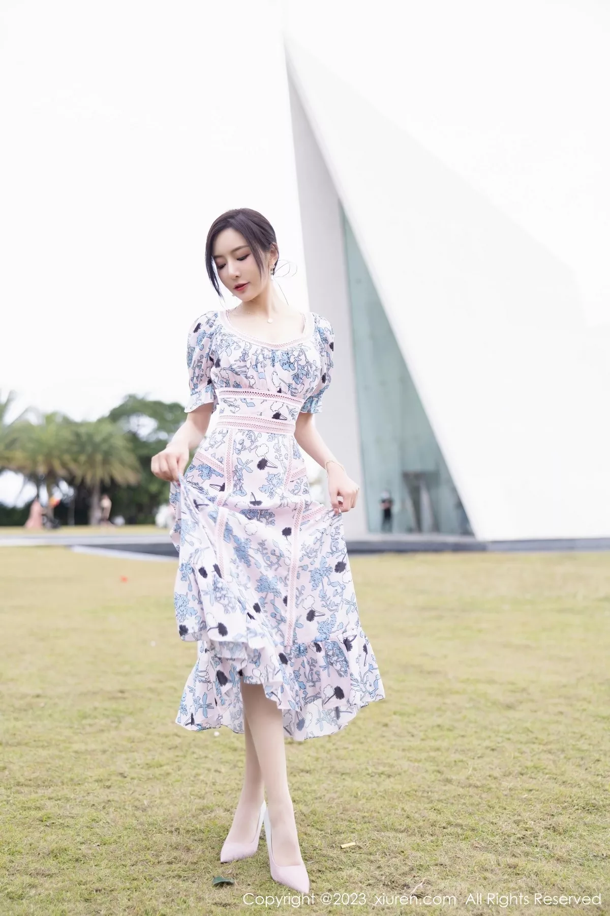 秀人集.com_[XiuRen秀人网]No.6474_女神王馨瑶yanni海南岛旅拍脱浅色连衣长裙露淡蓝内衣诱惑写真86P