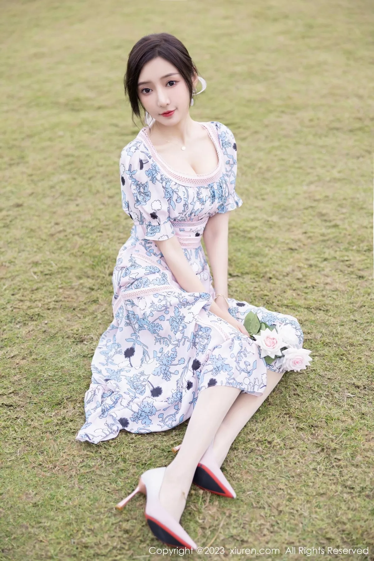 秀人集.com_[XiuRen秀人网]No.6474_女神王馨瑶yanni海南岛旅拍脱浅色连衣长裙露淡蓝内衣诱惑写真86P