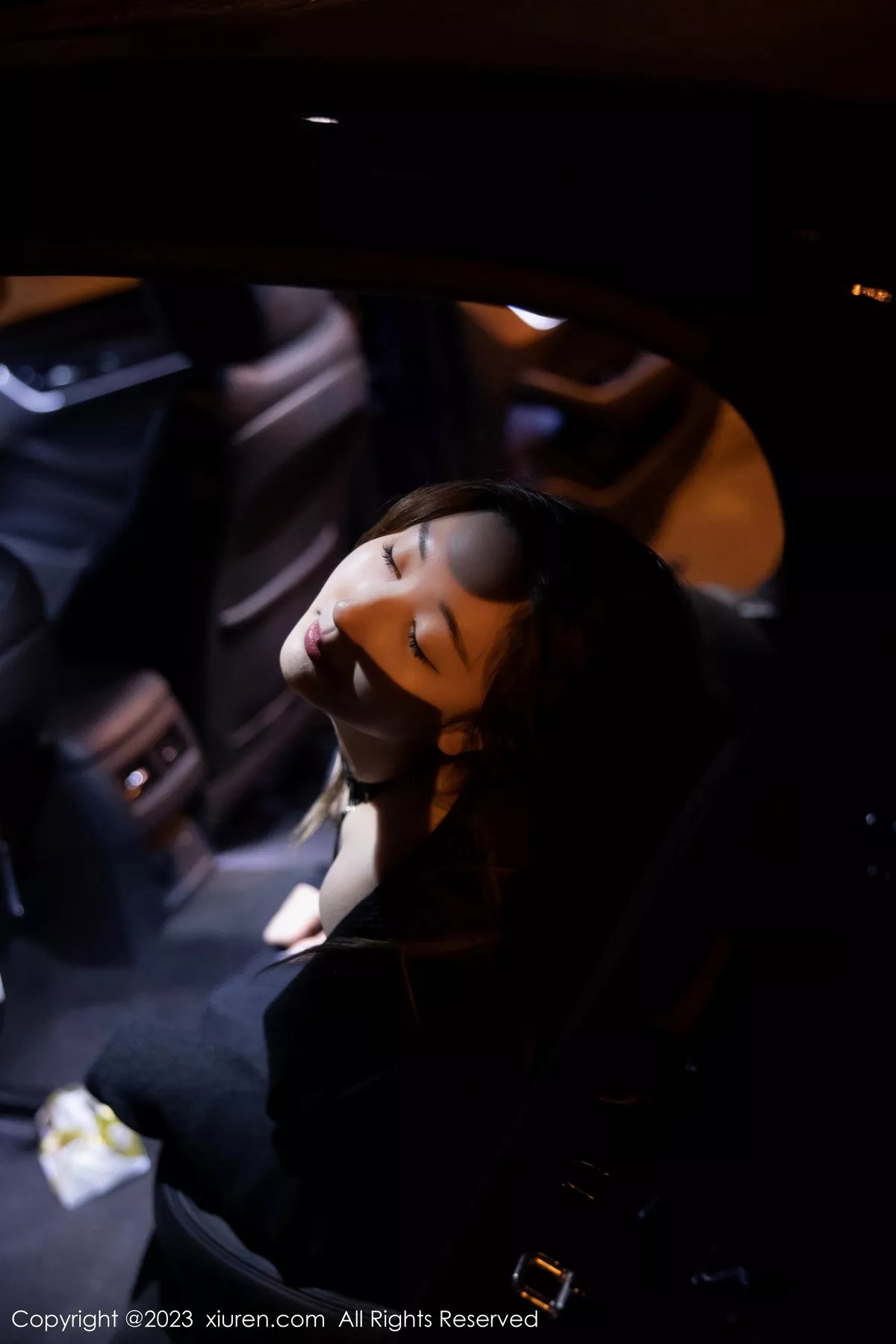 秀人集.com_[XiuRen秀人网]No.6650_模特江真真性感黑色薄透情趣内衣配黑丝吊袜秀惹火身材诱惑写真88P