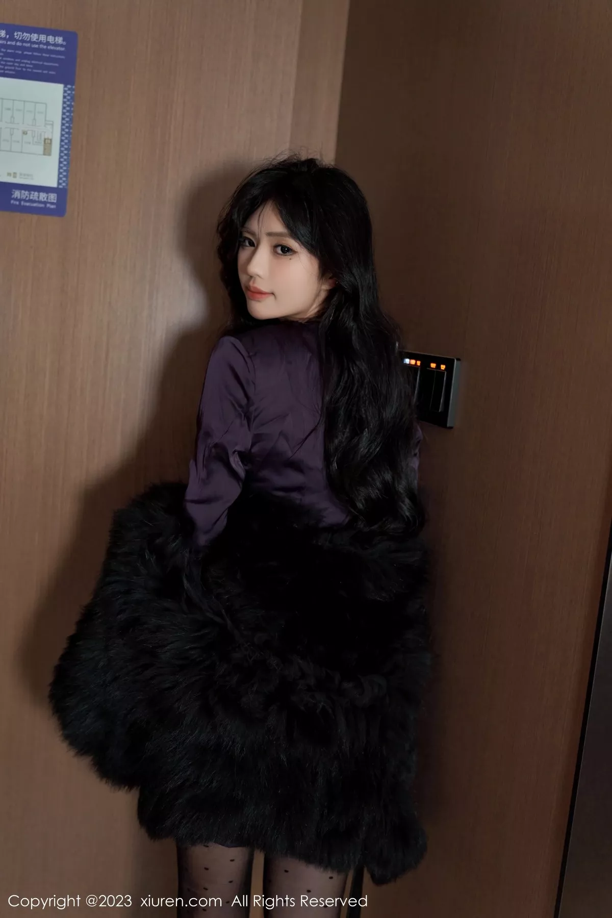 秀人集.com_[XiuRen秀人网]No.6649_模特浅浅Danny私房性感紫色服配黑丝裤袜秀曼妙身姿诱惑写真101P