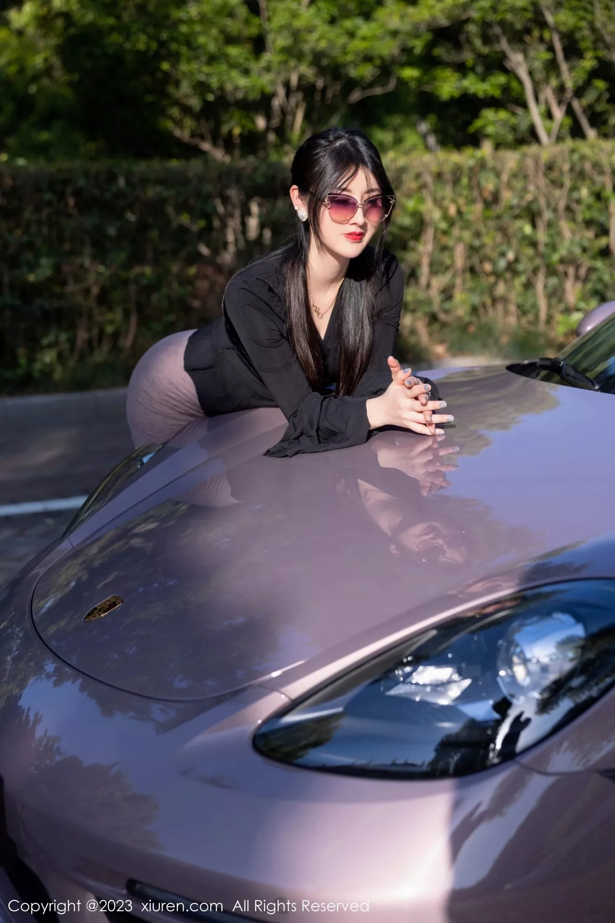 秀人集.com_[XiuRen秀人网]No.6676_模特诗诗kiki半脱露性感黑色内衣配黑丝袜秀丰腴有致身材诱惑写真82P