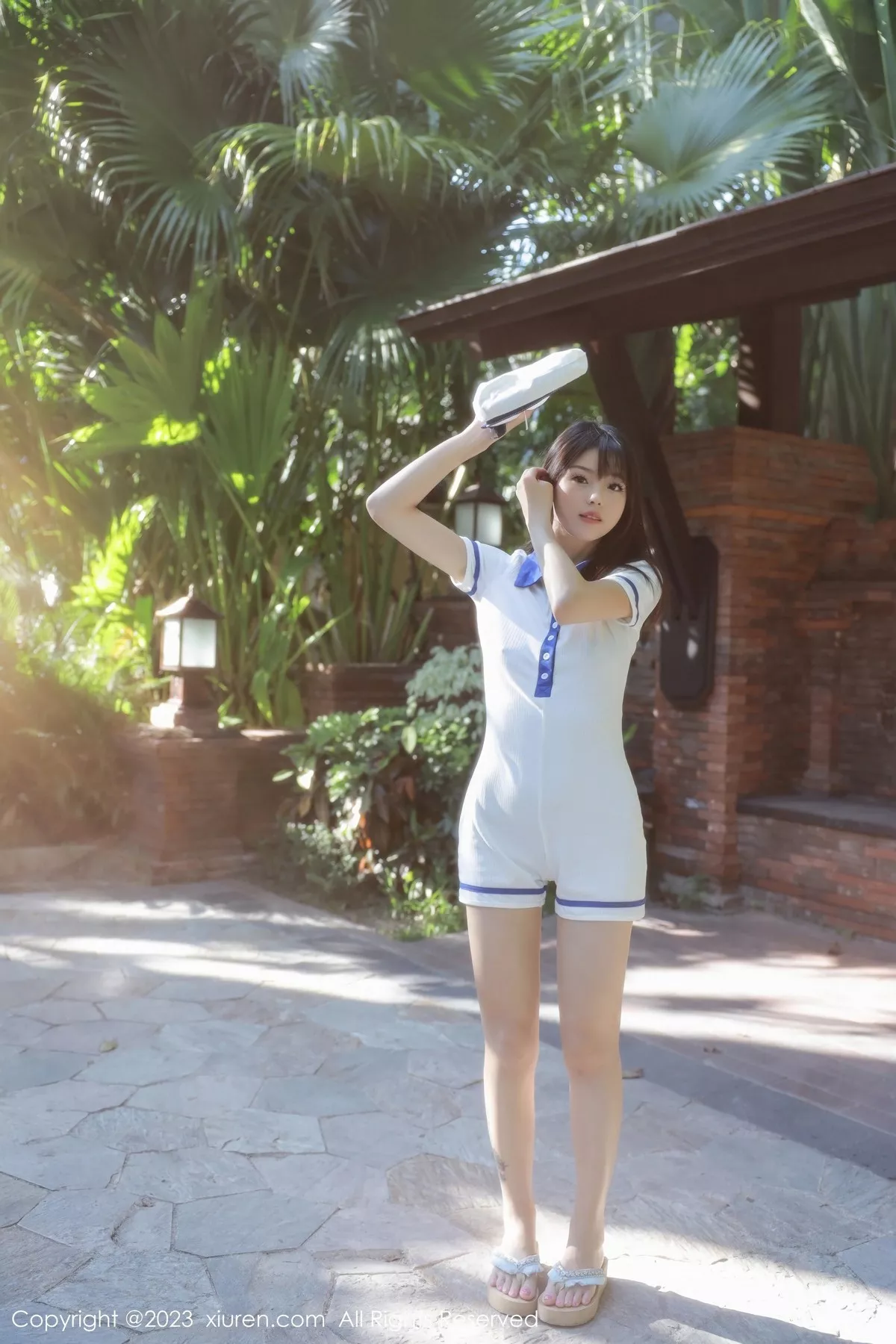 秀人集.com_[XiuRen秀人网]No.6686_模特佘贝拉bella泳池性感白色海军服半脱秀完美身材诱惑写真67P