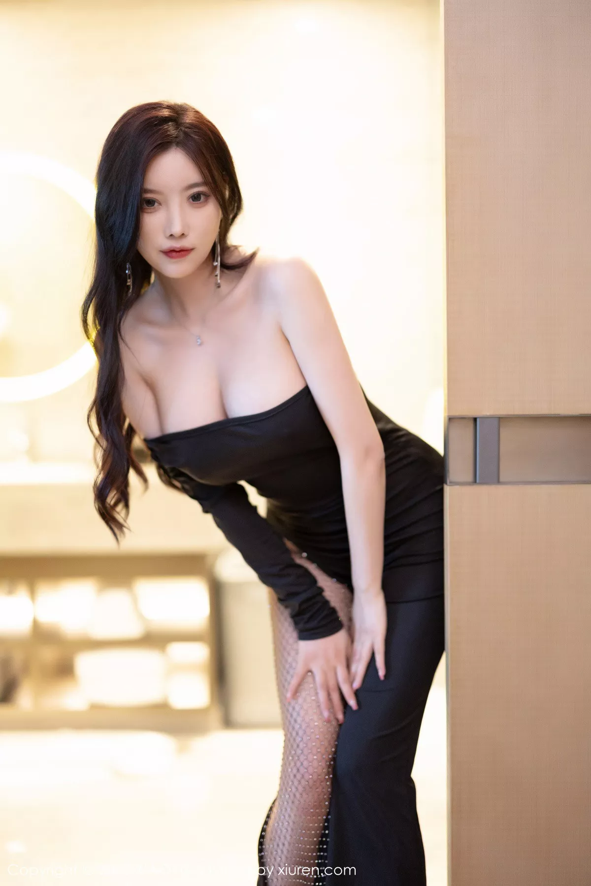 秀人集.com_[XiaoYu画语界]Vol.1021_女神杨晨晨Yome性感连衣长裙露镂空式情趣内衣惹火诱惑写真87P