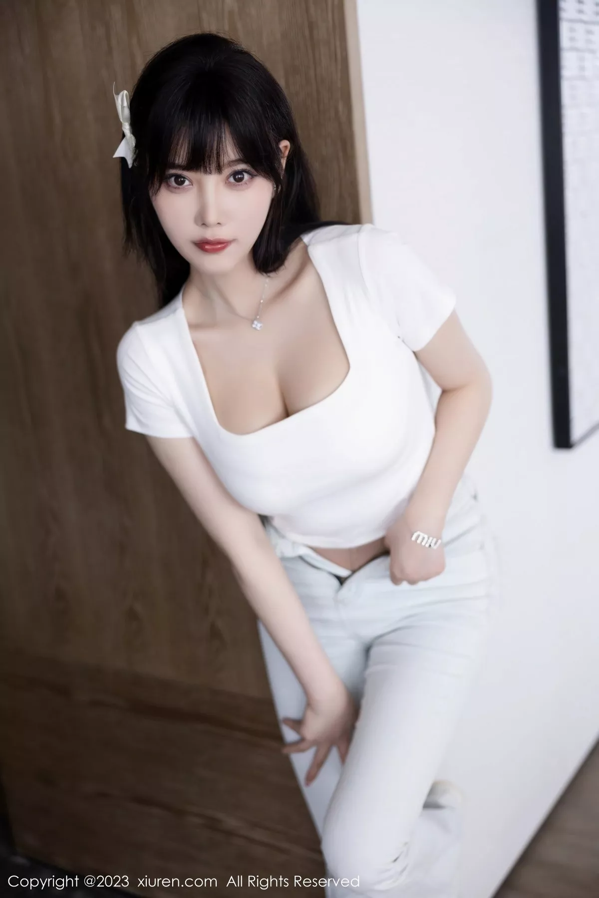 秀人集.com_[XiuRen秀人网]No.6707_女神杨晨晨Yome私房性感浅色内衣配超薄无内肉丝完美诱惑写真90P