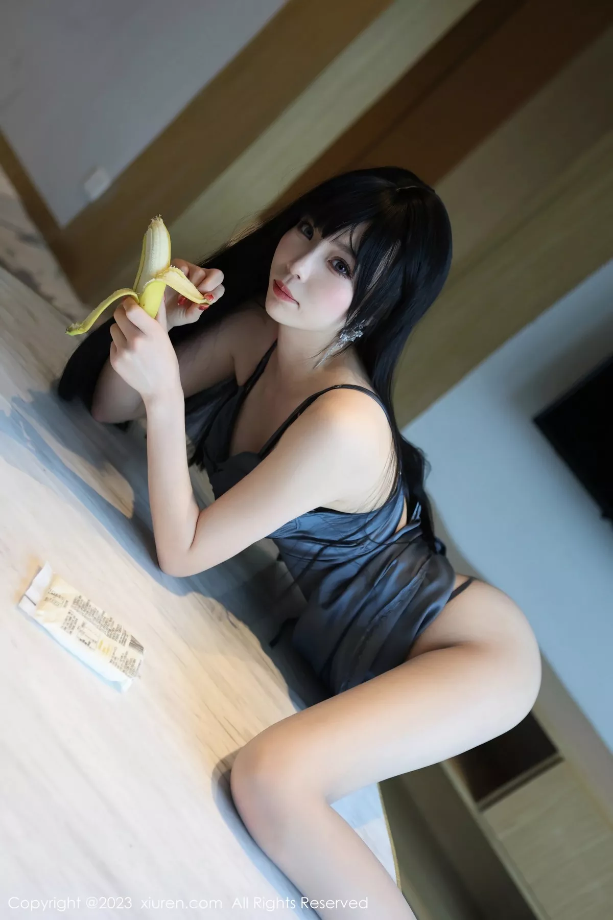 秀人集.com_[XiuRen秀人网]No.6713_模特江七七性感灰色服饰露黑色轻透内衣配超薄灰丝迷人诱惑写真83P